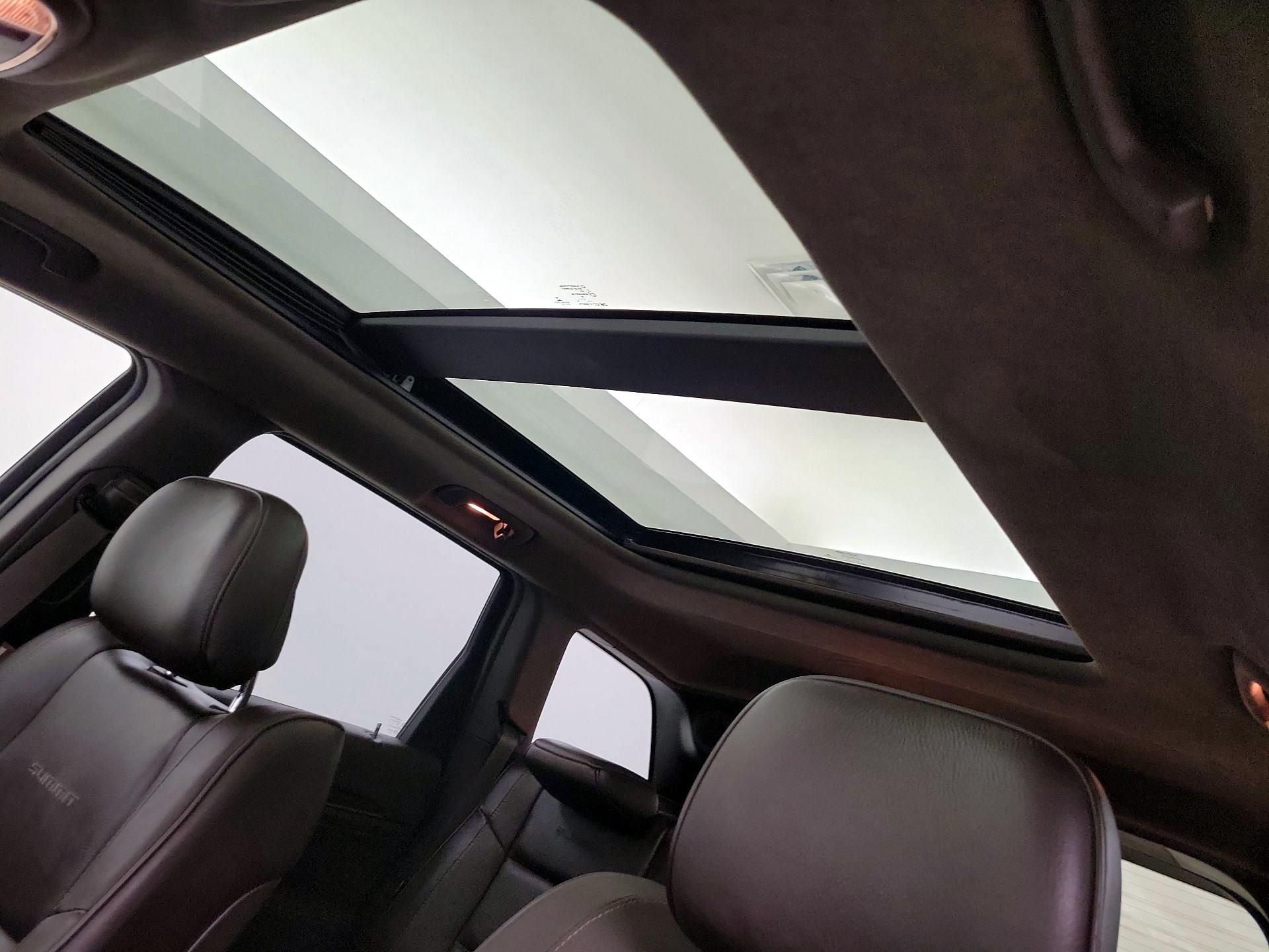 Thumbnail: 2014 Jeep Grand Cherokee - 20