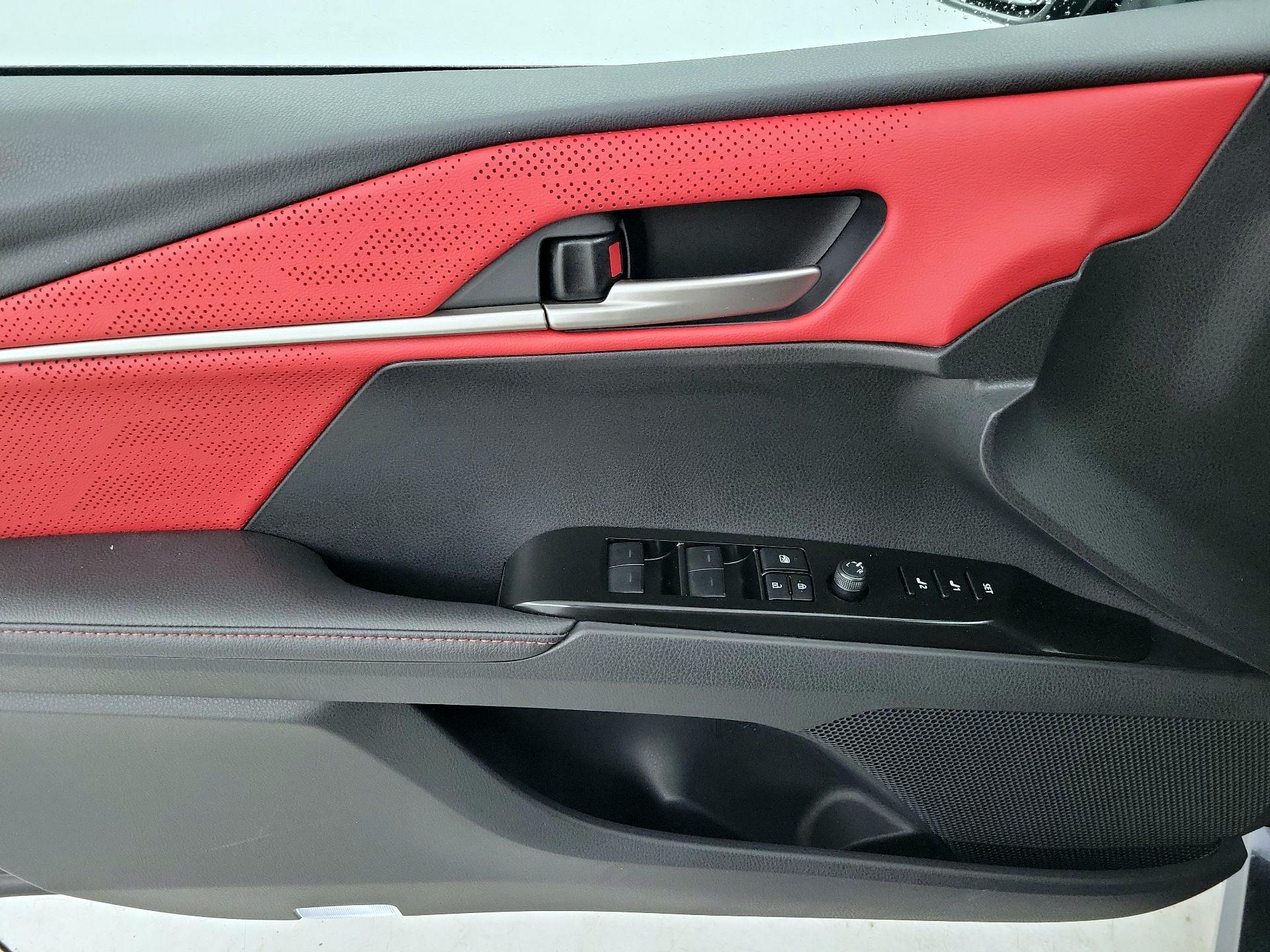Thumbnail: 2026 Toyota Camry - 12