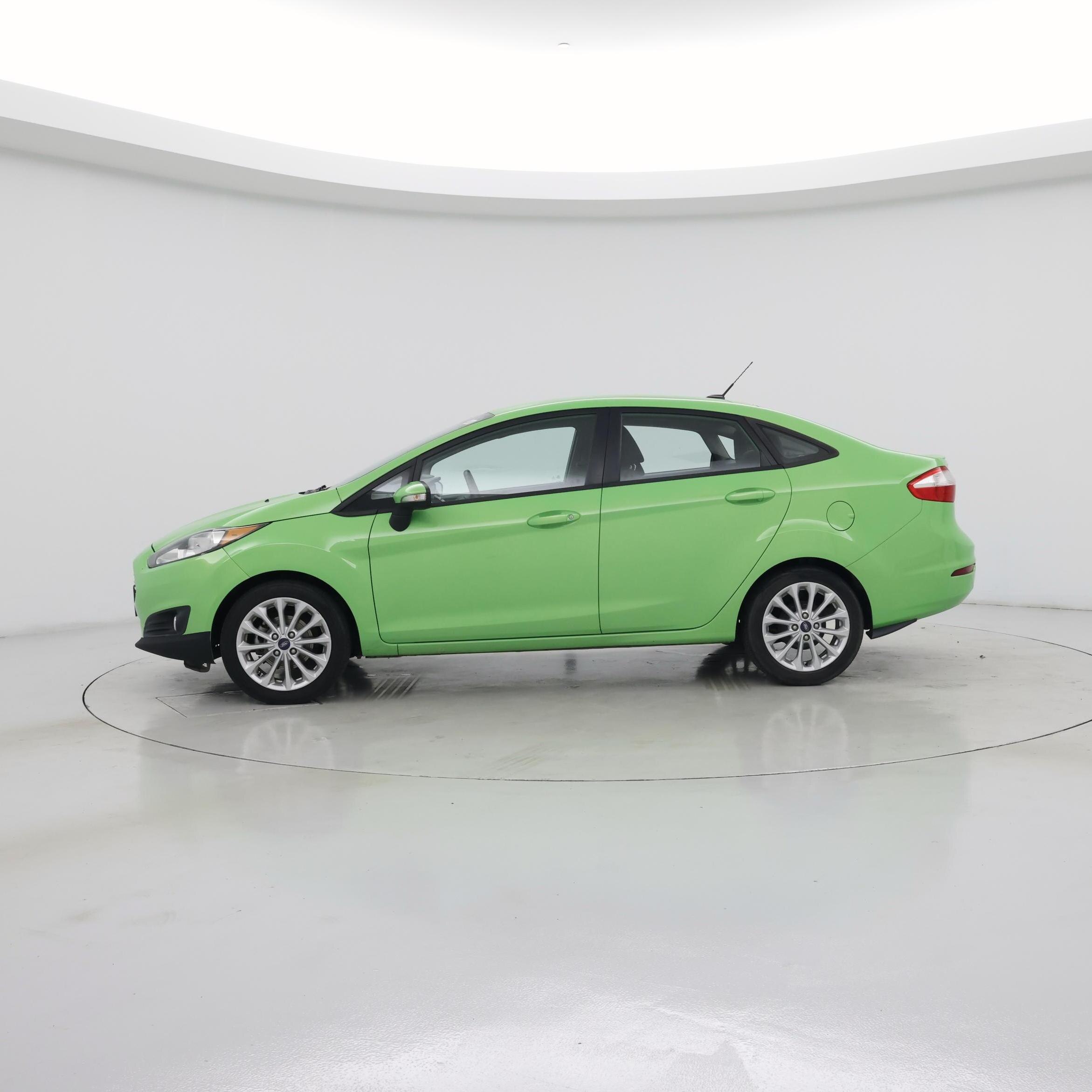 Thumbnail: 2014 Ford Fiesta - 3