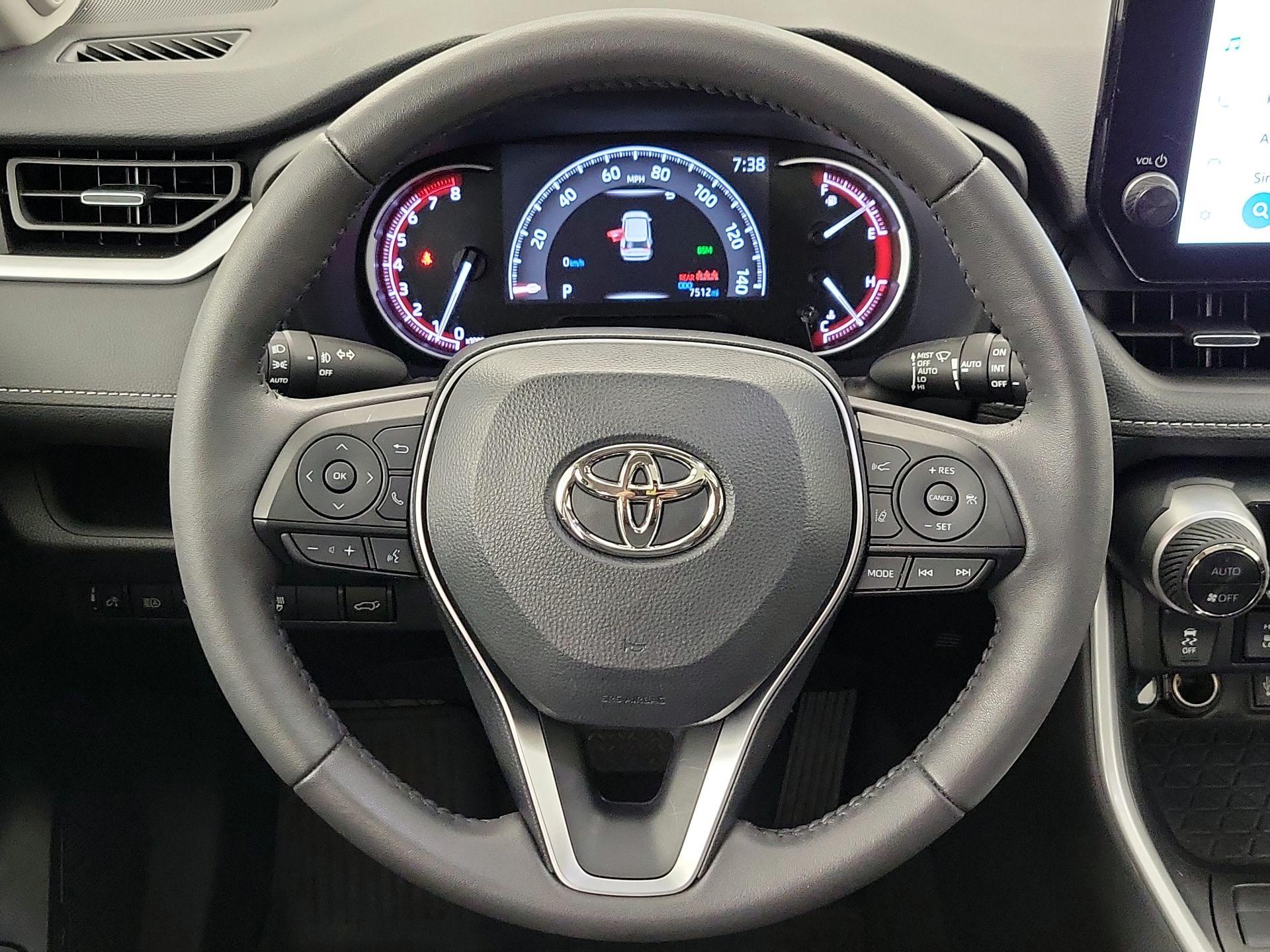 Thumbnail: 2023 Toyota RAV4 - 10
