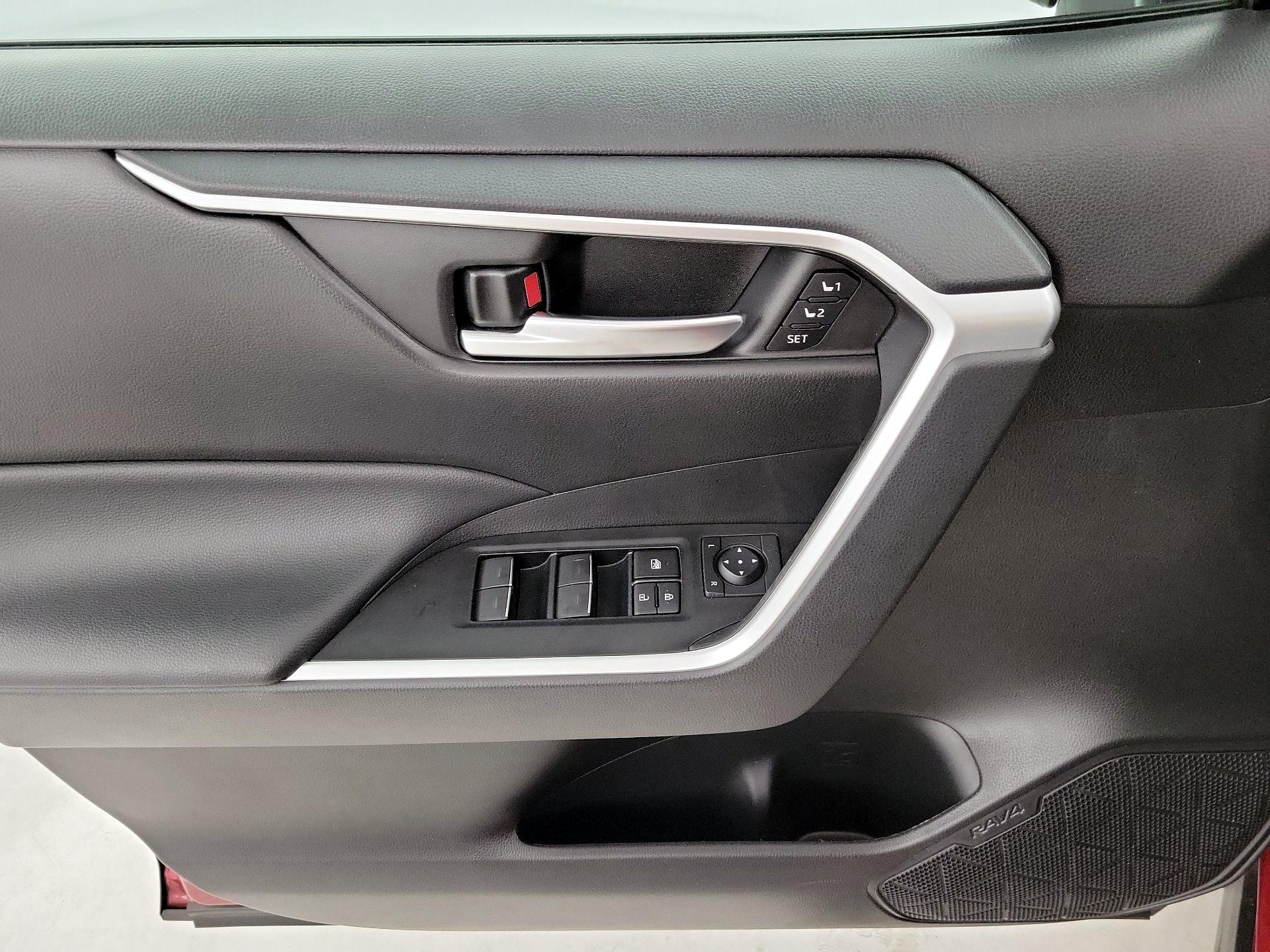 Thumbnail: 2023 Toyota RAV4 - 12