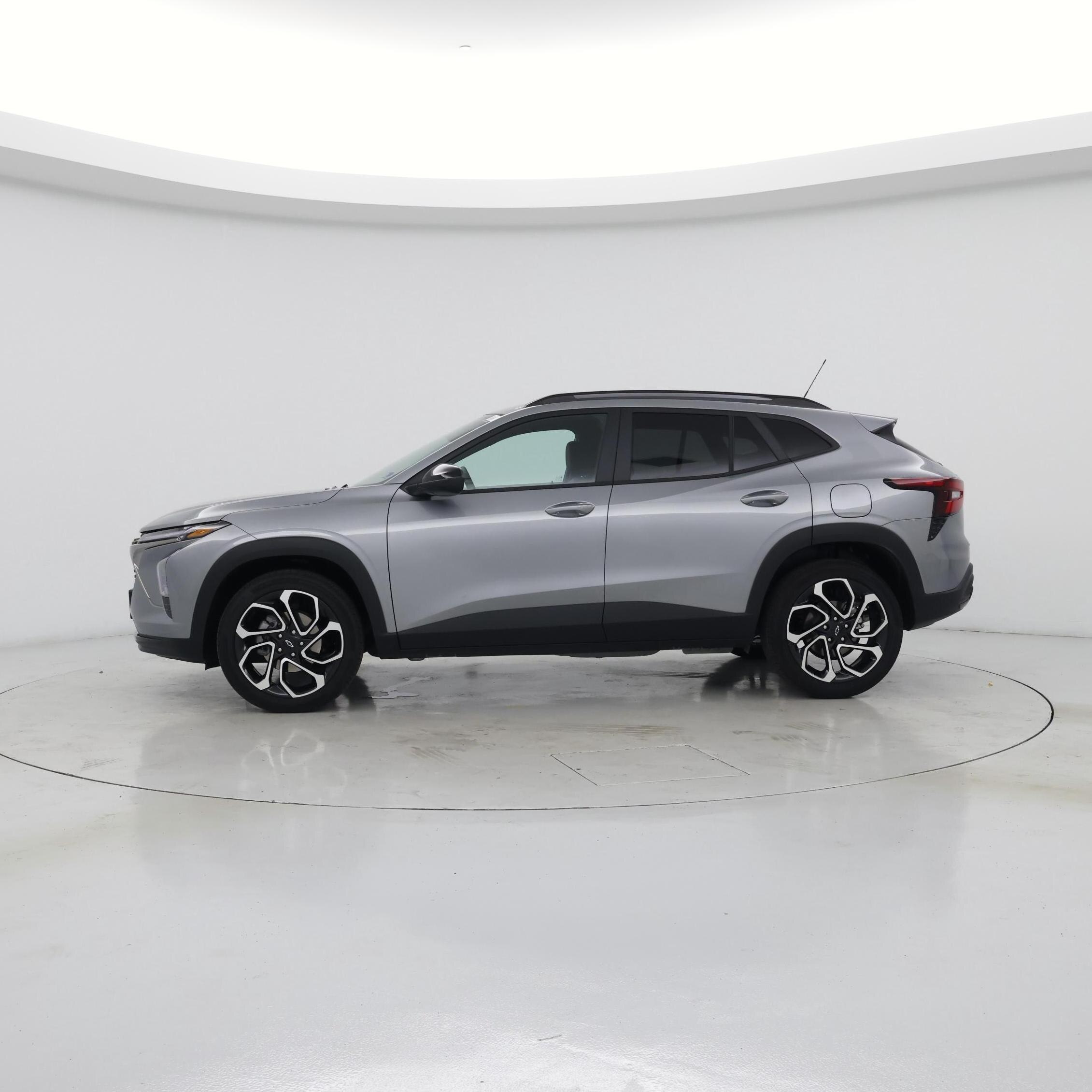 Thumbnail: 2026 Chevrolet Trax - 3