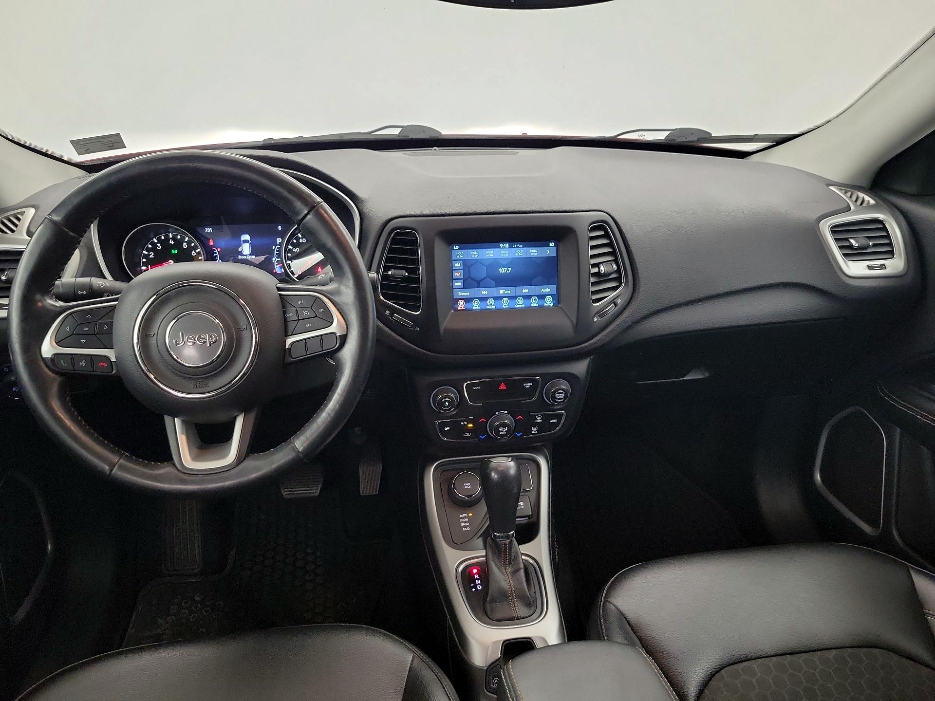 Thumbnail: 2018 Jeep Compass - 9