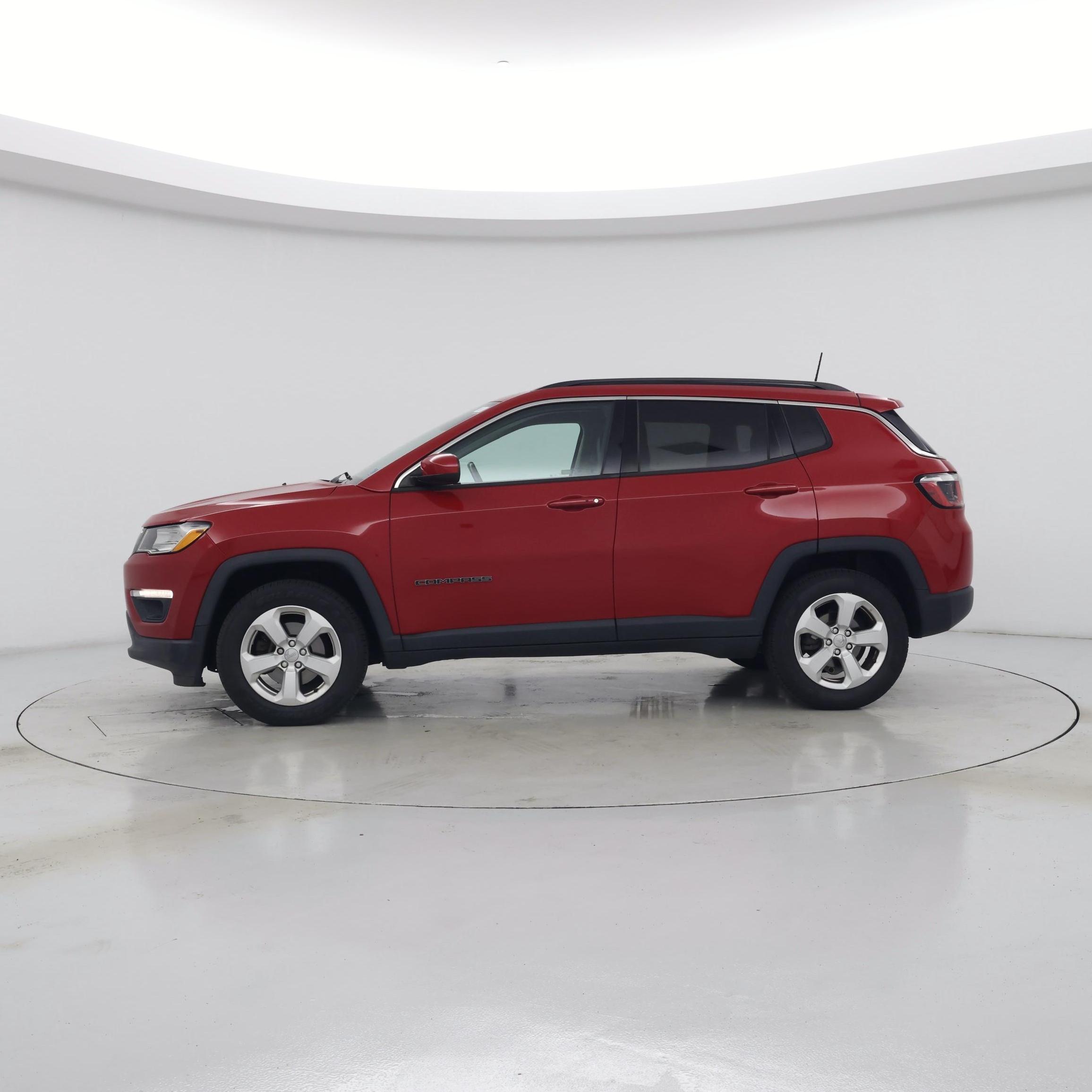 Thumbnail: 2018 Jeep Compass - 3