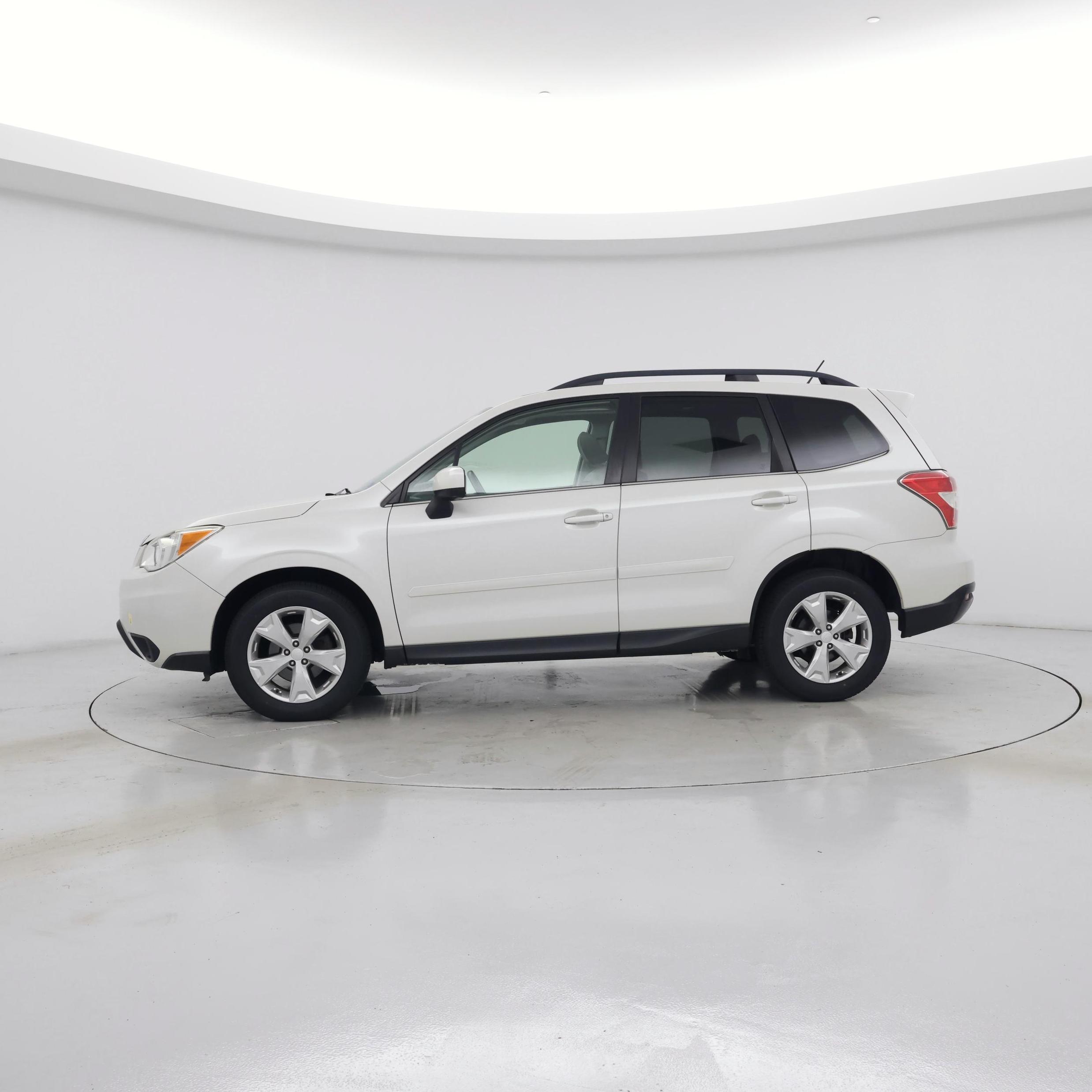 Thumbnail: 2015 Subaru Forester - 3