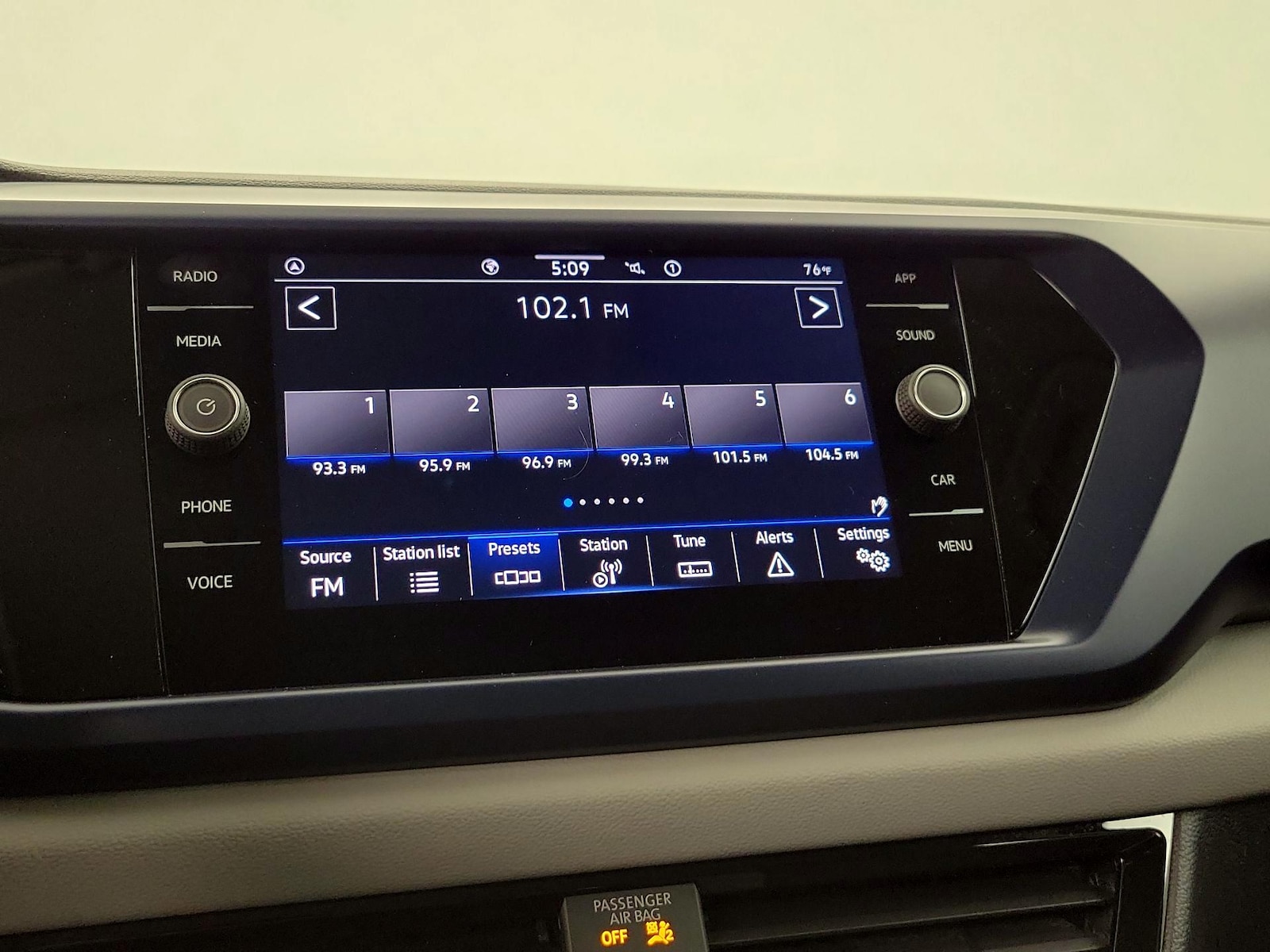 2022 Volkswagen Taos SE - Photo 16