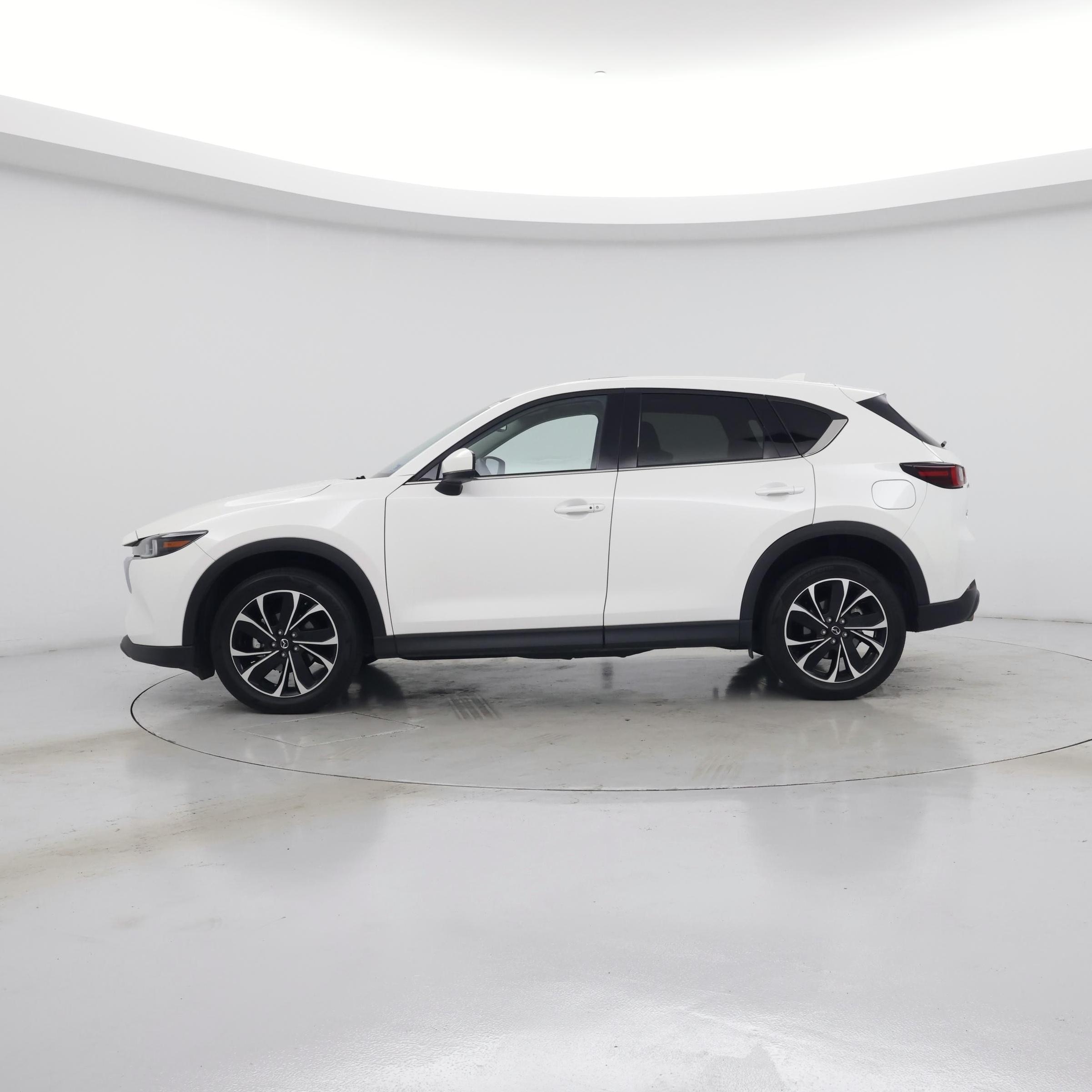 Thumbnail: 2022 Mazda CX-5 - 3