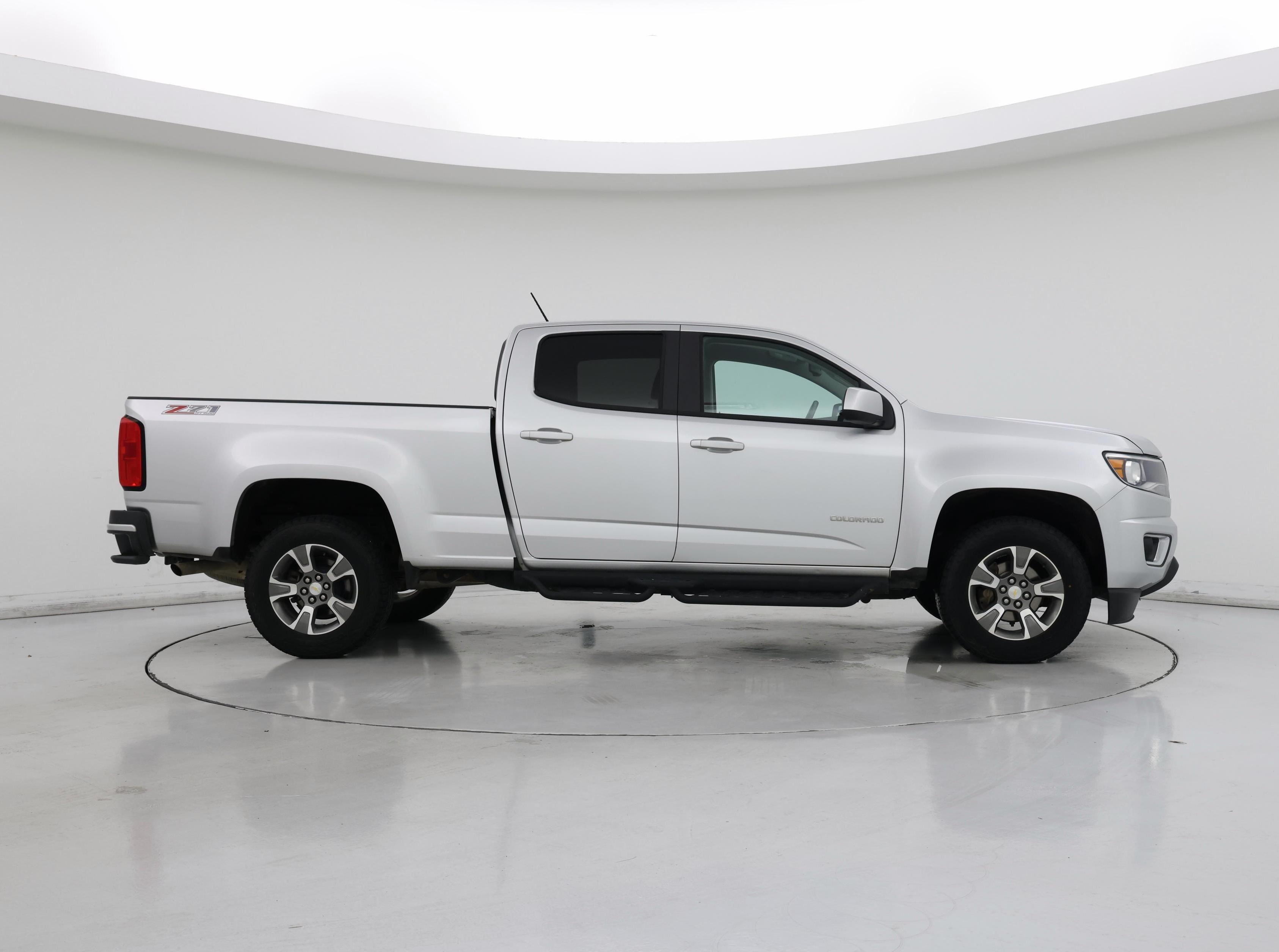 Thumbnail: 2019 Chevrolet Colorado - 7