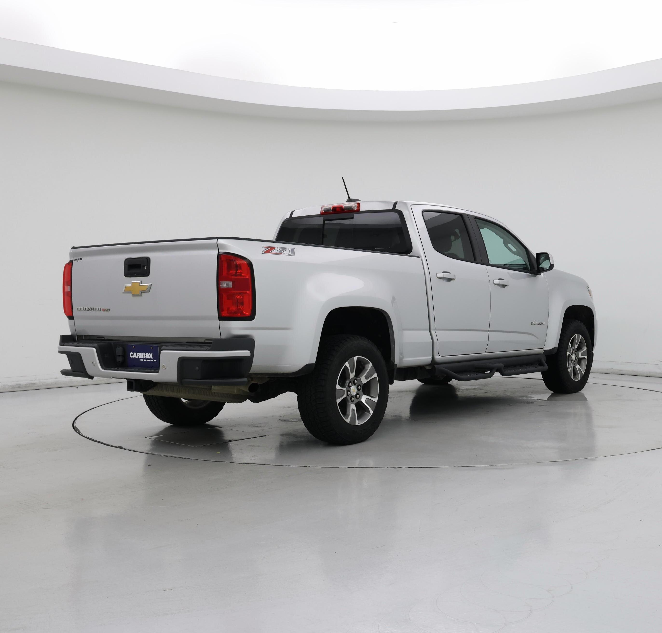 Thumbnail: 2019 Chevrolet Colorado - 8