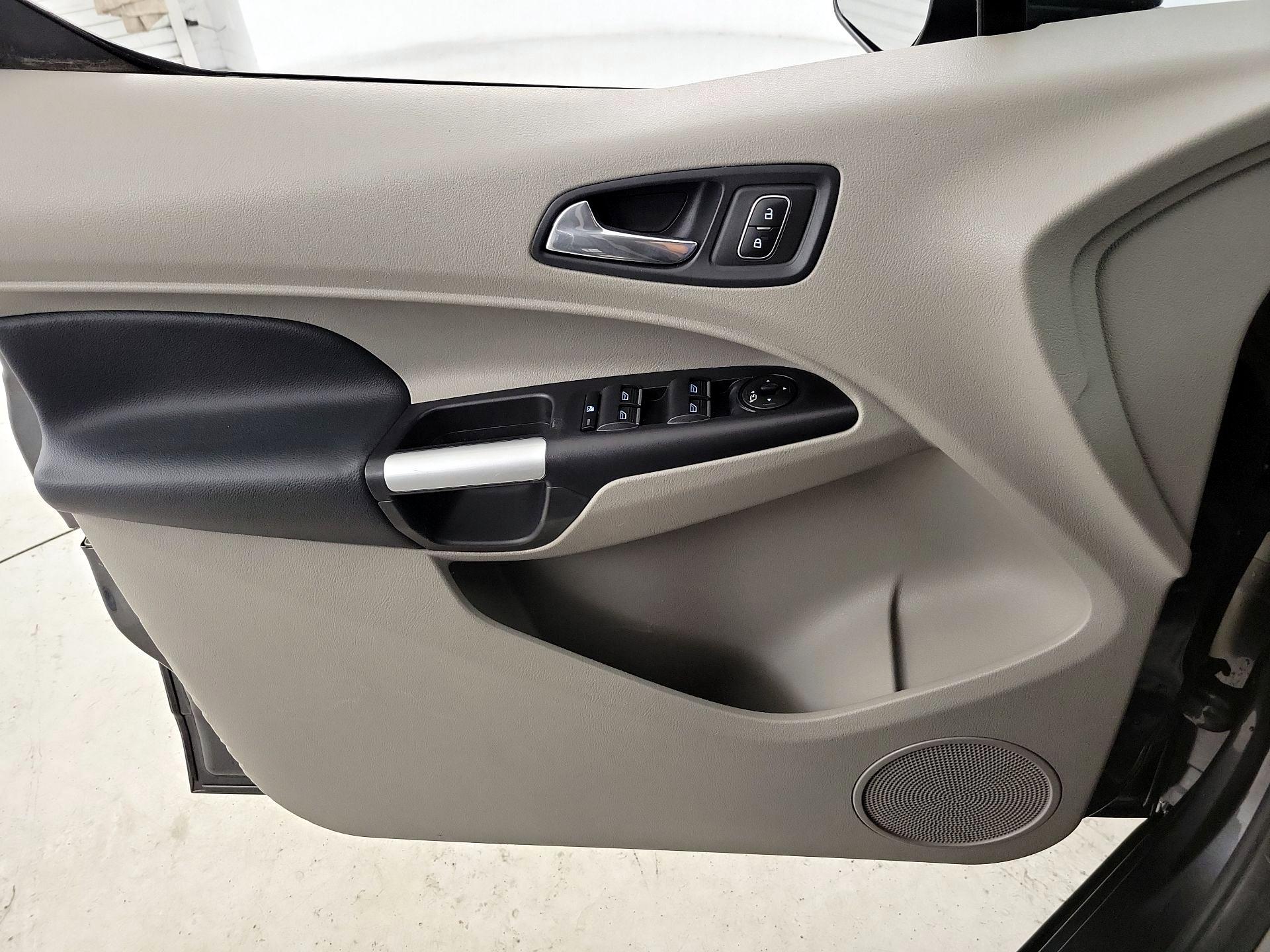 Thumbnail: 2019 Ford Transit Series - 12