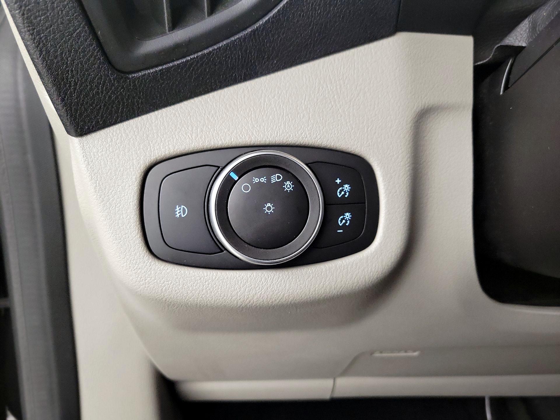 Thumbnail: 2019 Ford Transit Series - 13