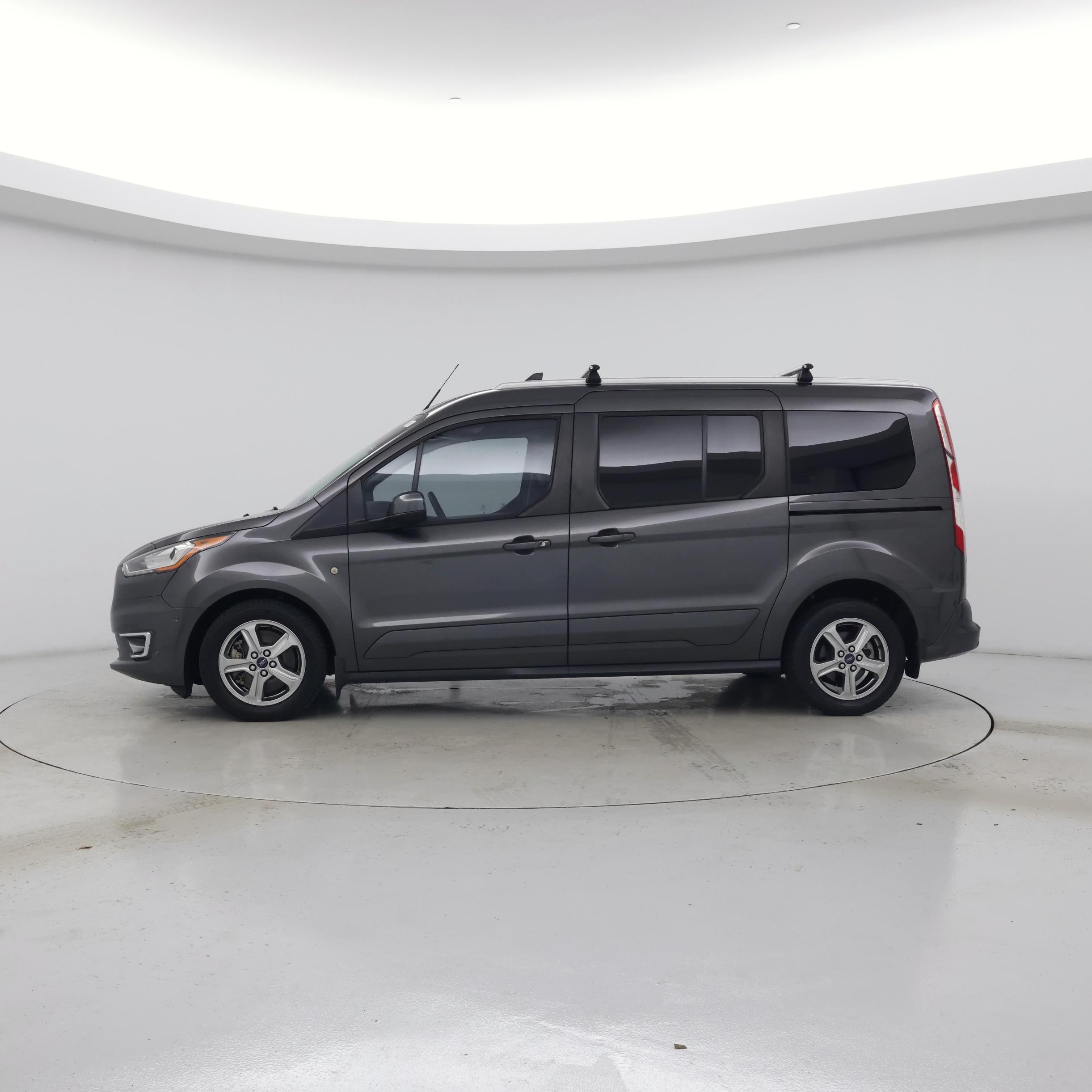 Thumbnail: 2019 Ford Transit Series - 3