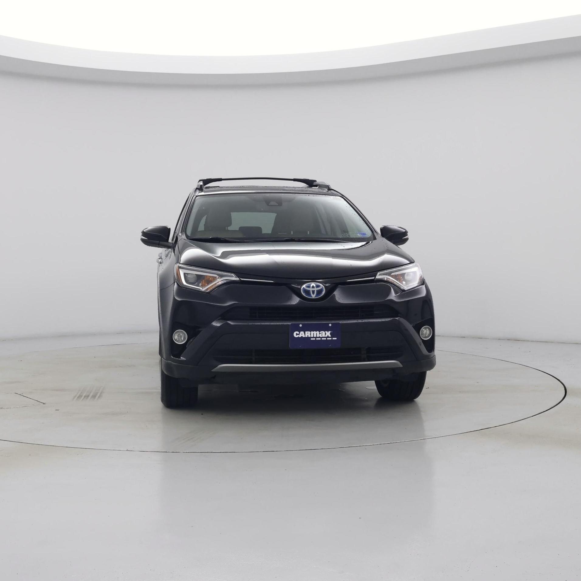 Thumbnail: 2017 Toyota RAV4 - 5