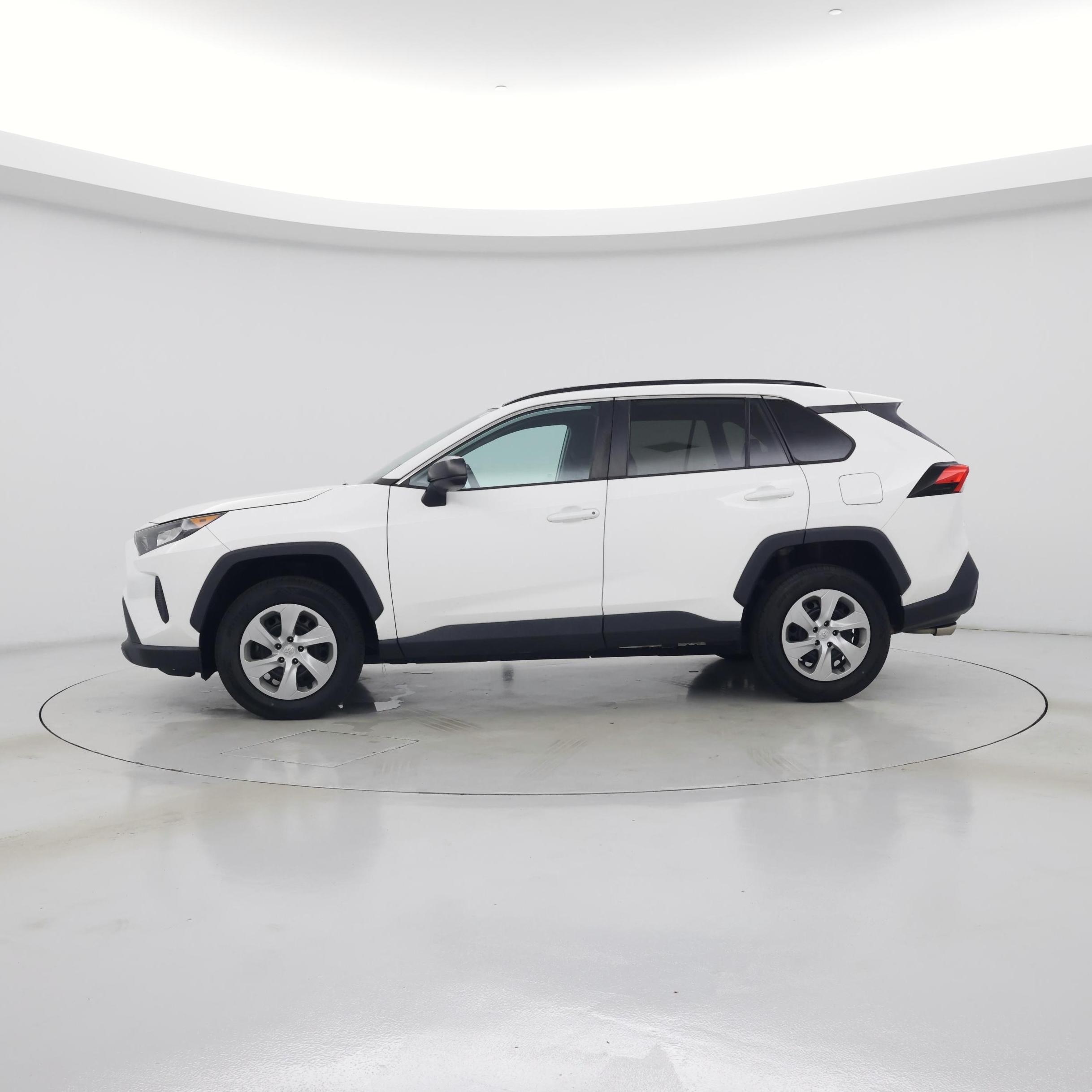 Thumbnail: 2020 Toyota RAV4 - 3