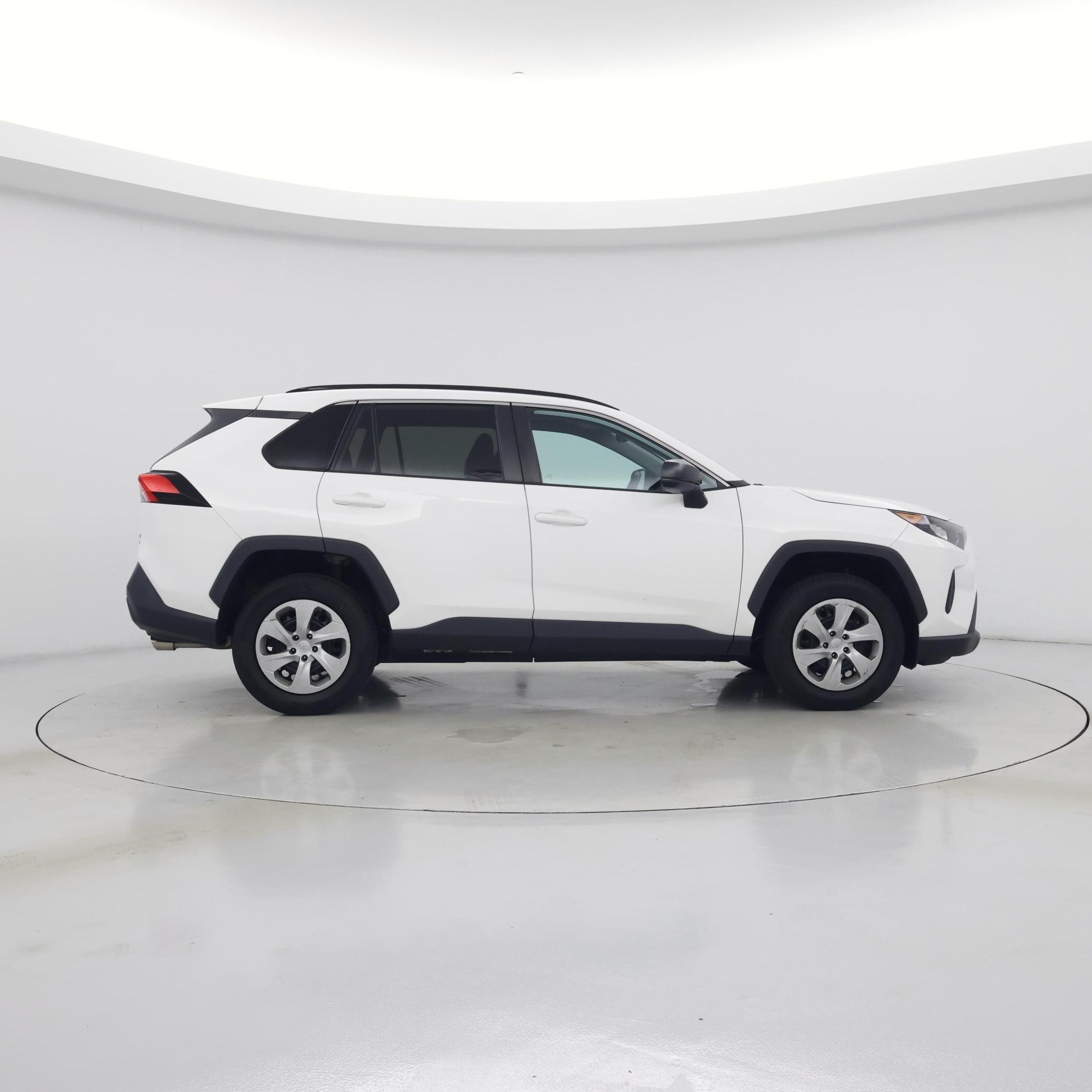 Thumbnail: 2020 Toyota RAV4 - 7