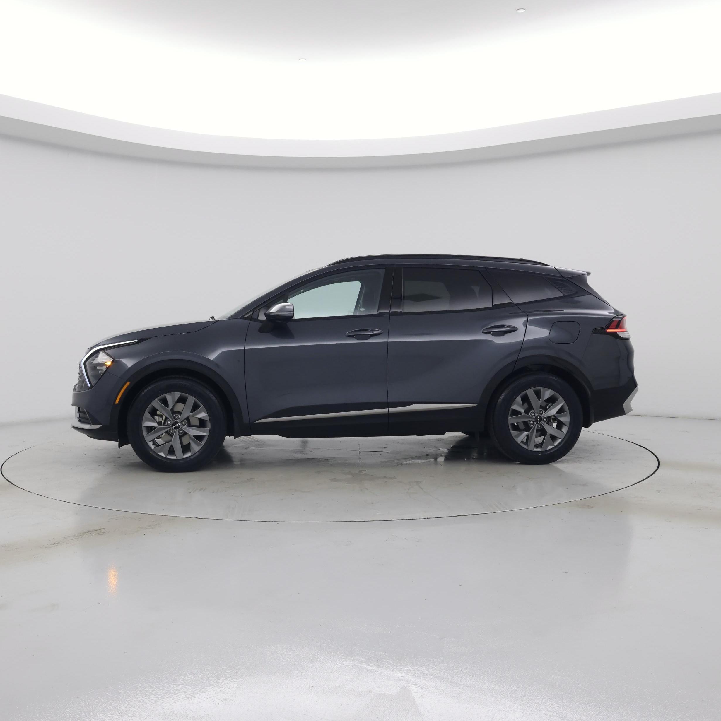 Thumbnail: 2023 Kia Sportage - 3