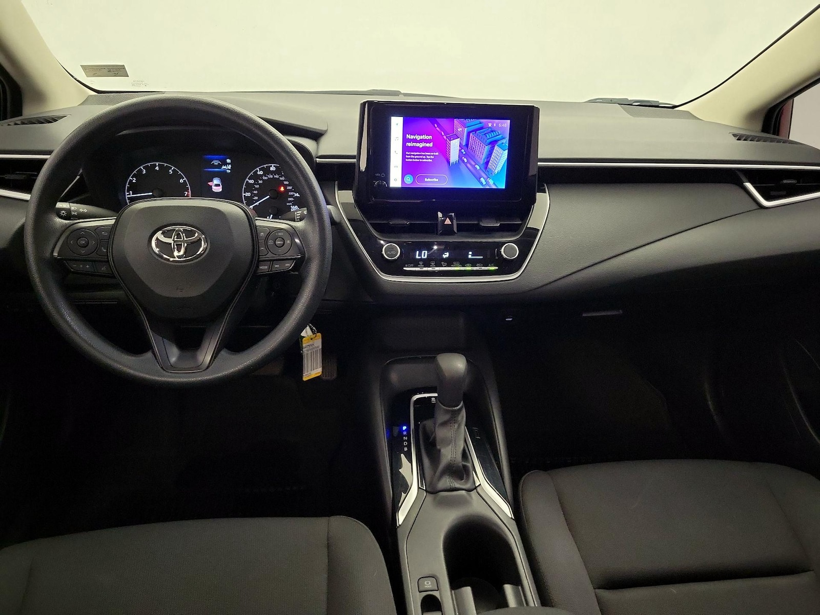 2024 Toyota Corolla LE - Photo 10