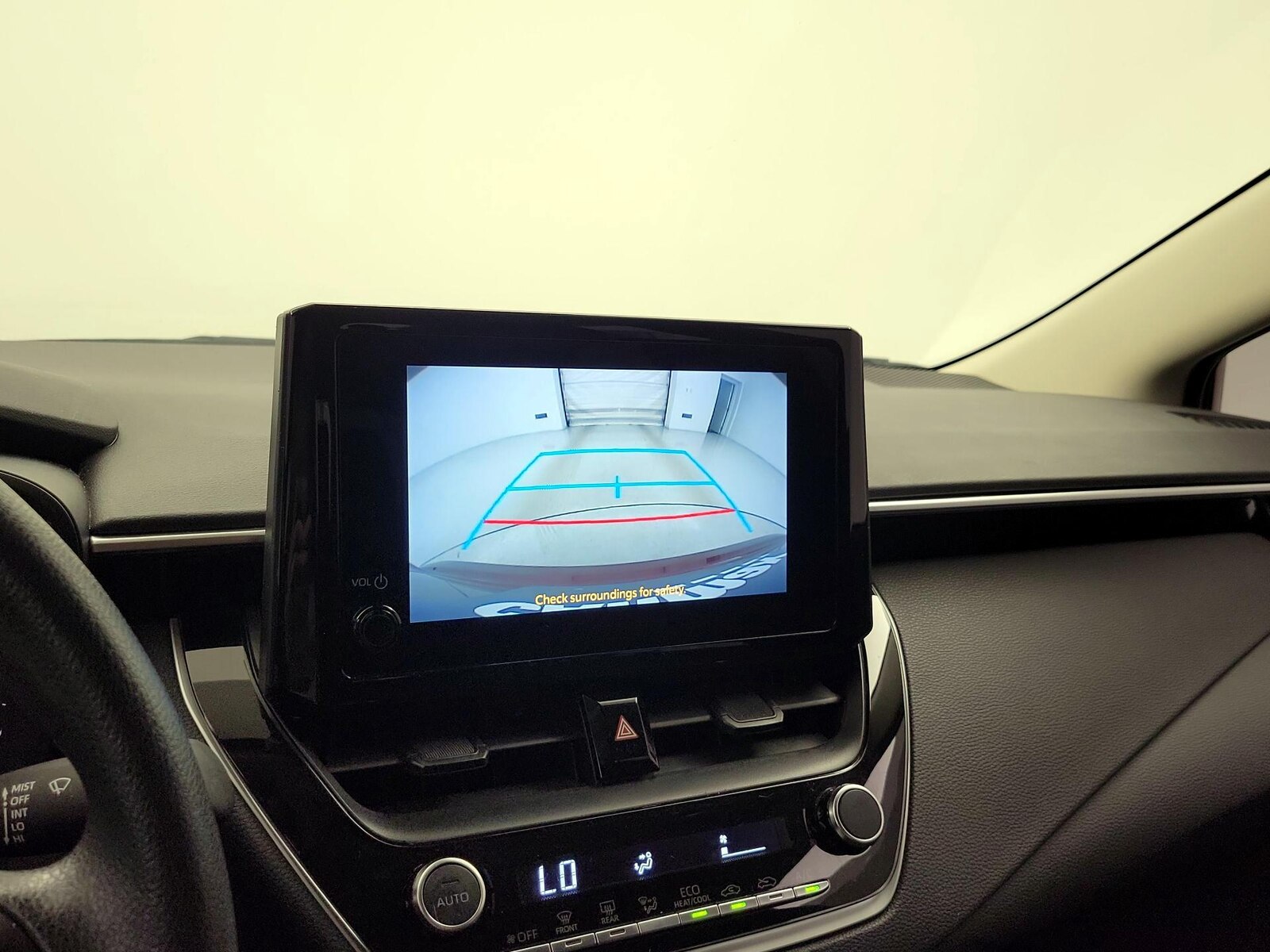 2024 Toyota Corolla LE - Photo 15