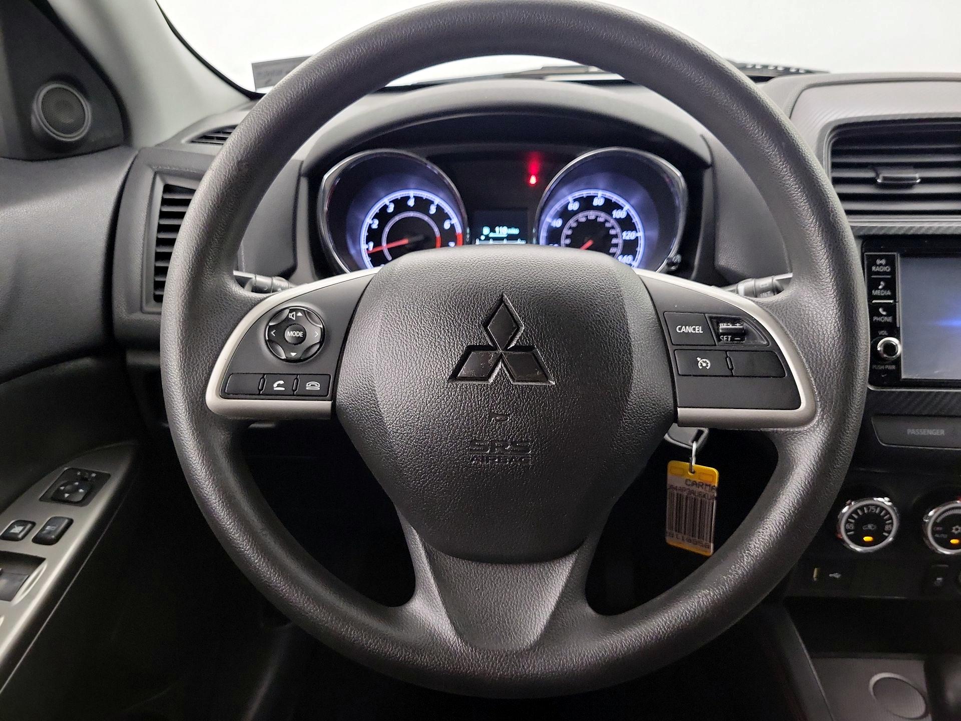 Thumbnail: 2019 Mitsubishi Outlander Sport - 10