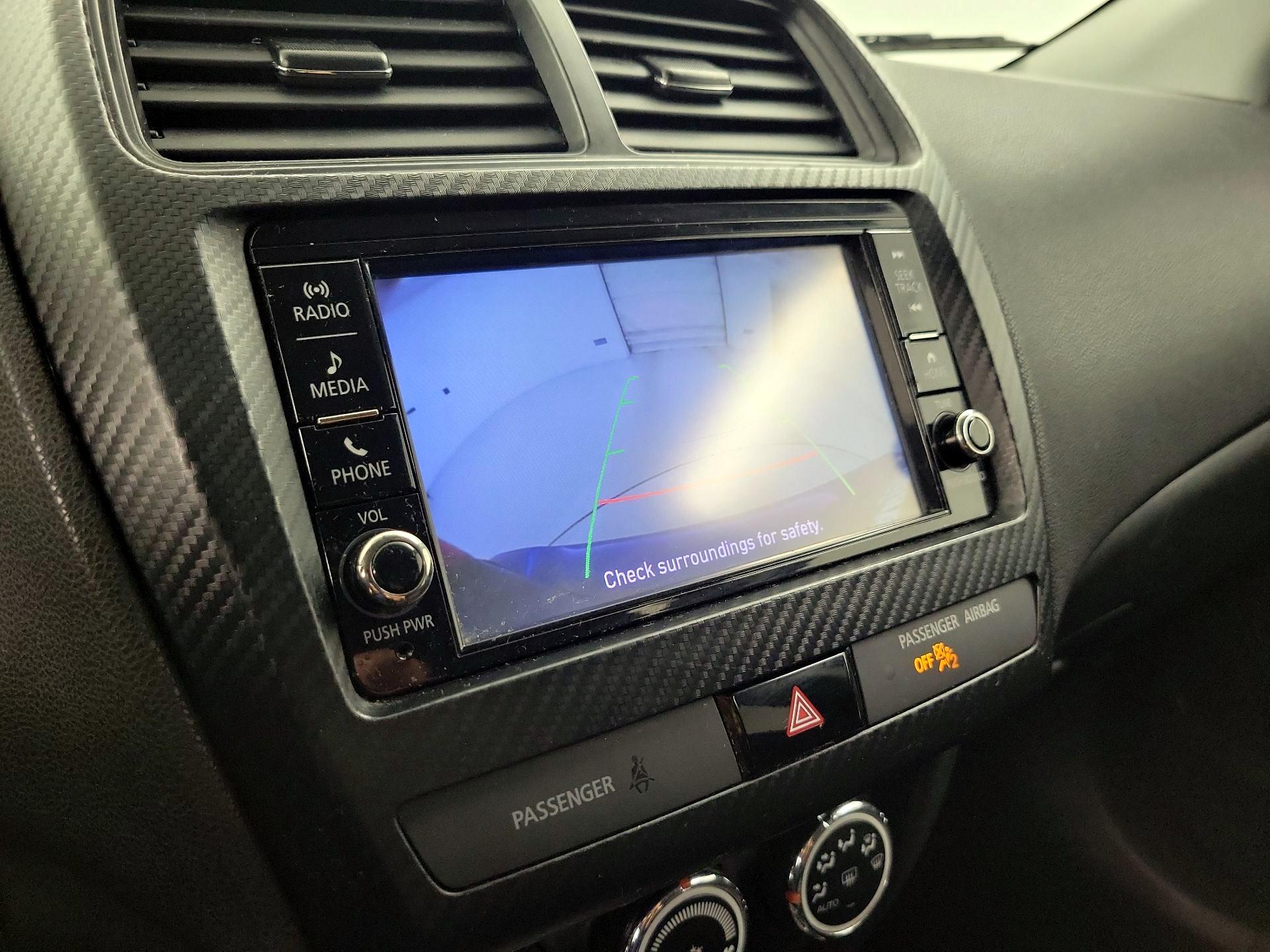 Thumbnail: 2019 Mitsubishi Outlander Sport - 13