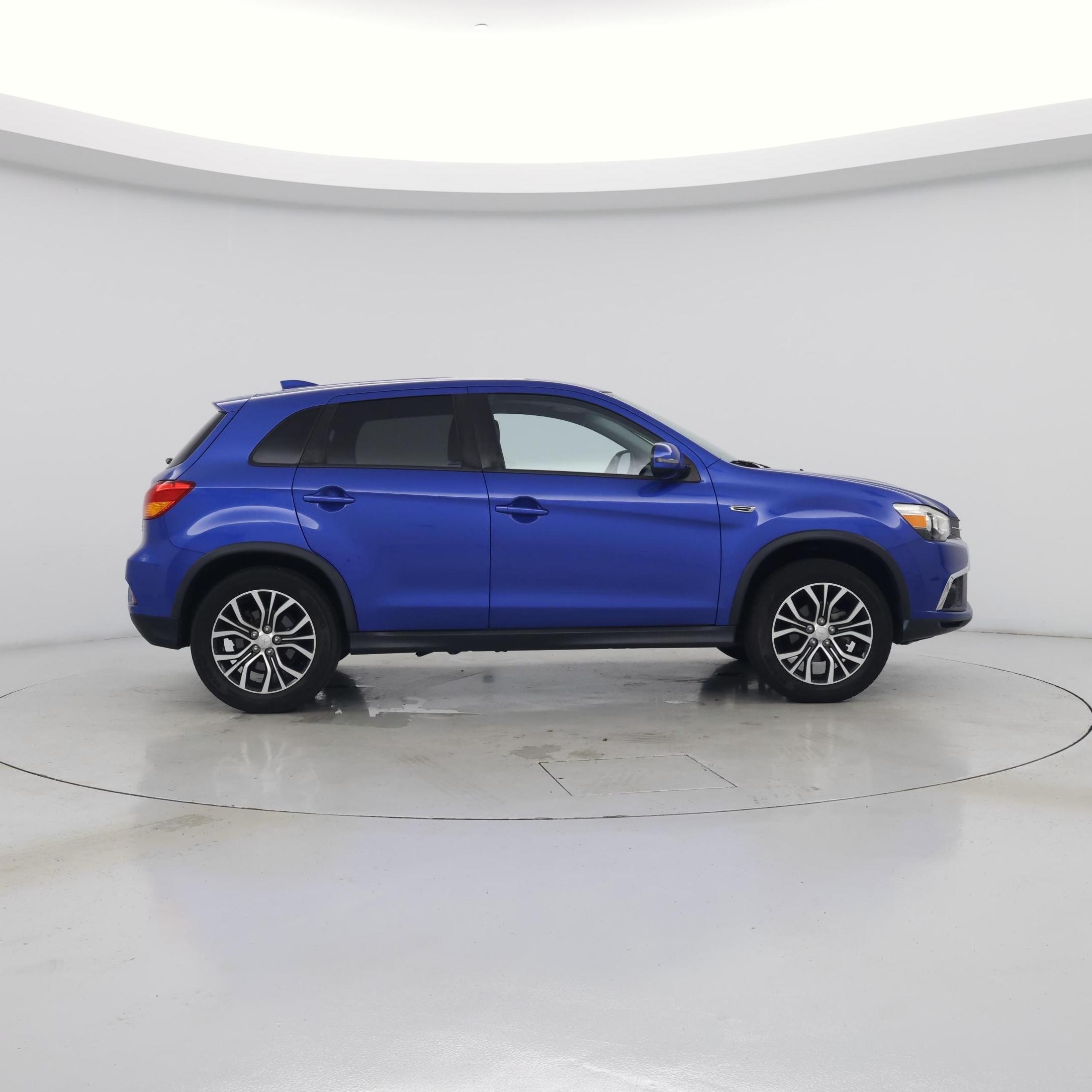 Thumbnail: 2019 Mitsubishi Outlander Sport - 7