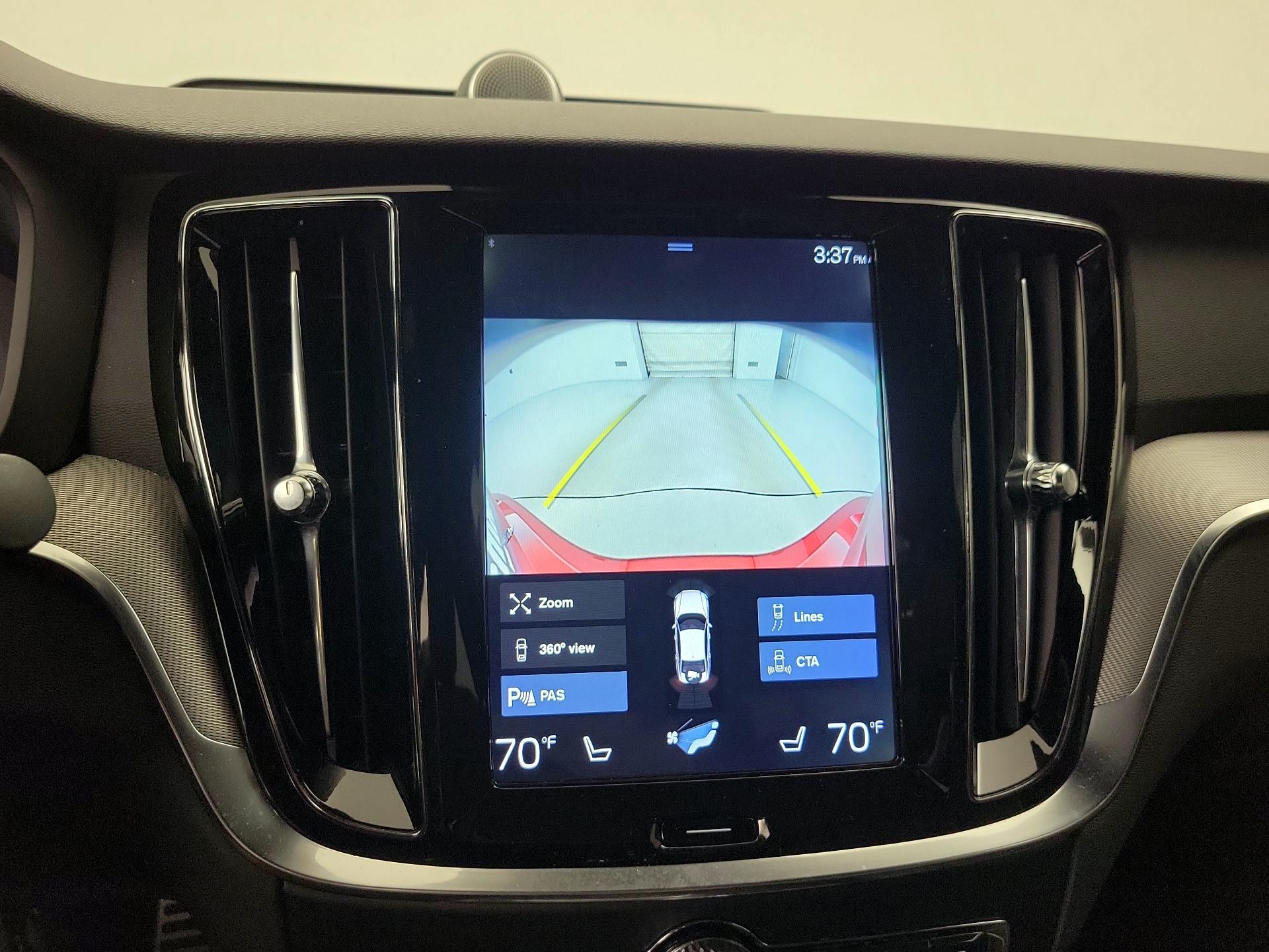 Thumbnail: 2019 Volvo S60 - 15