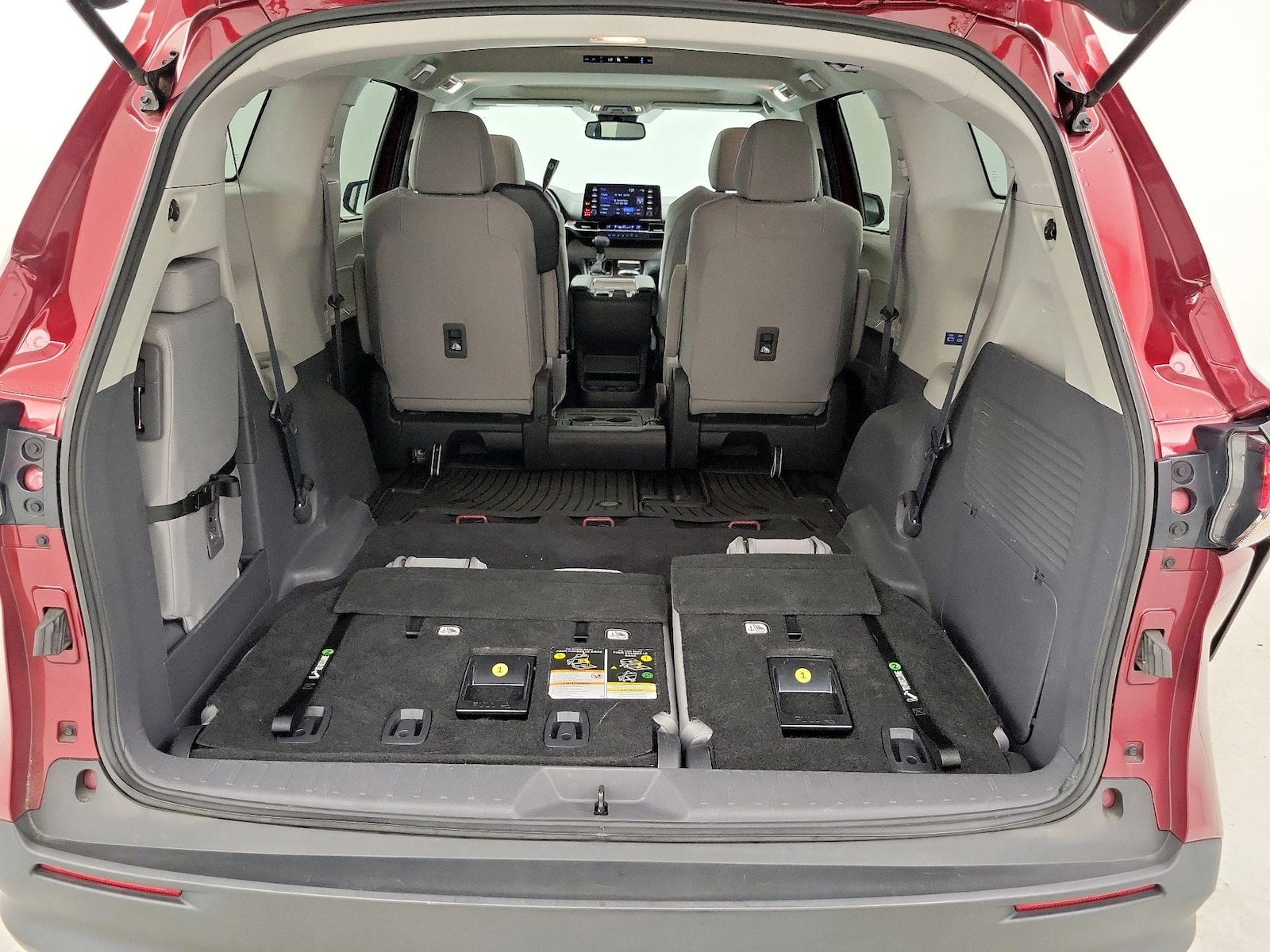 2022 Toyota Sienna LE - Photo 24
