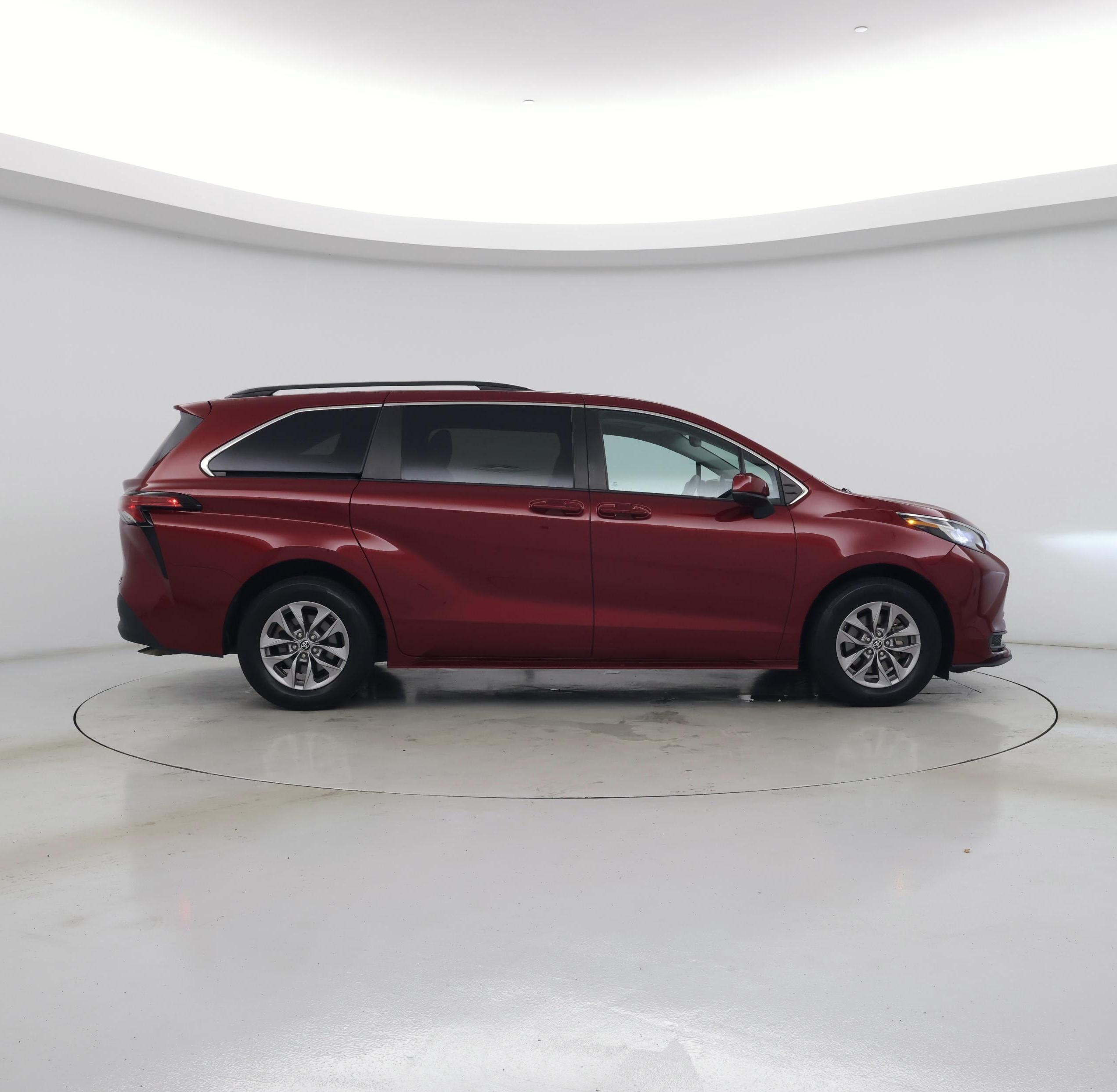 Thumbnail: 2022 Toyota Sienna - 7