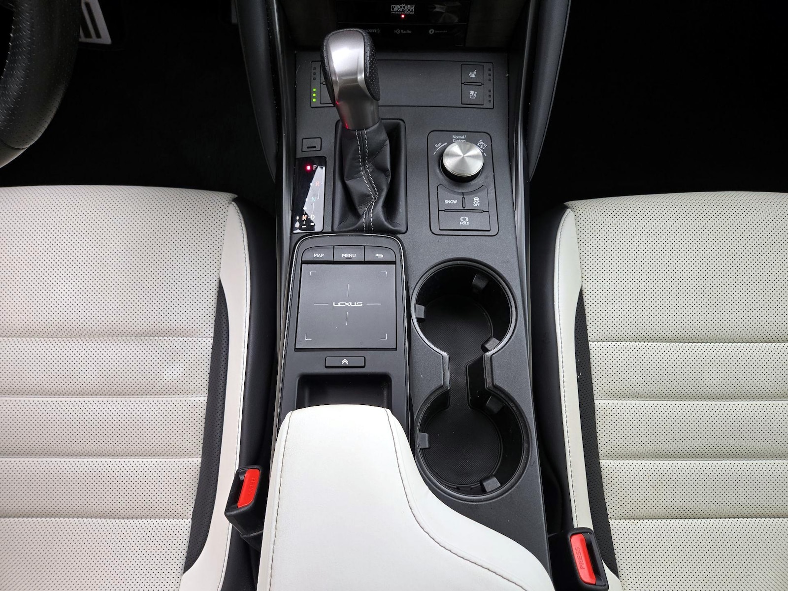2025 Lexus IS 500 F SPORT PERFORMANCE - Photo 19