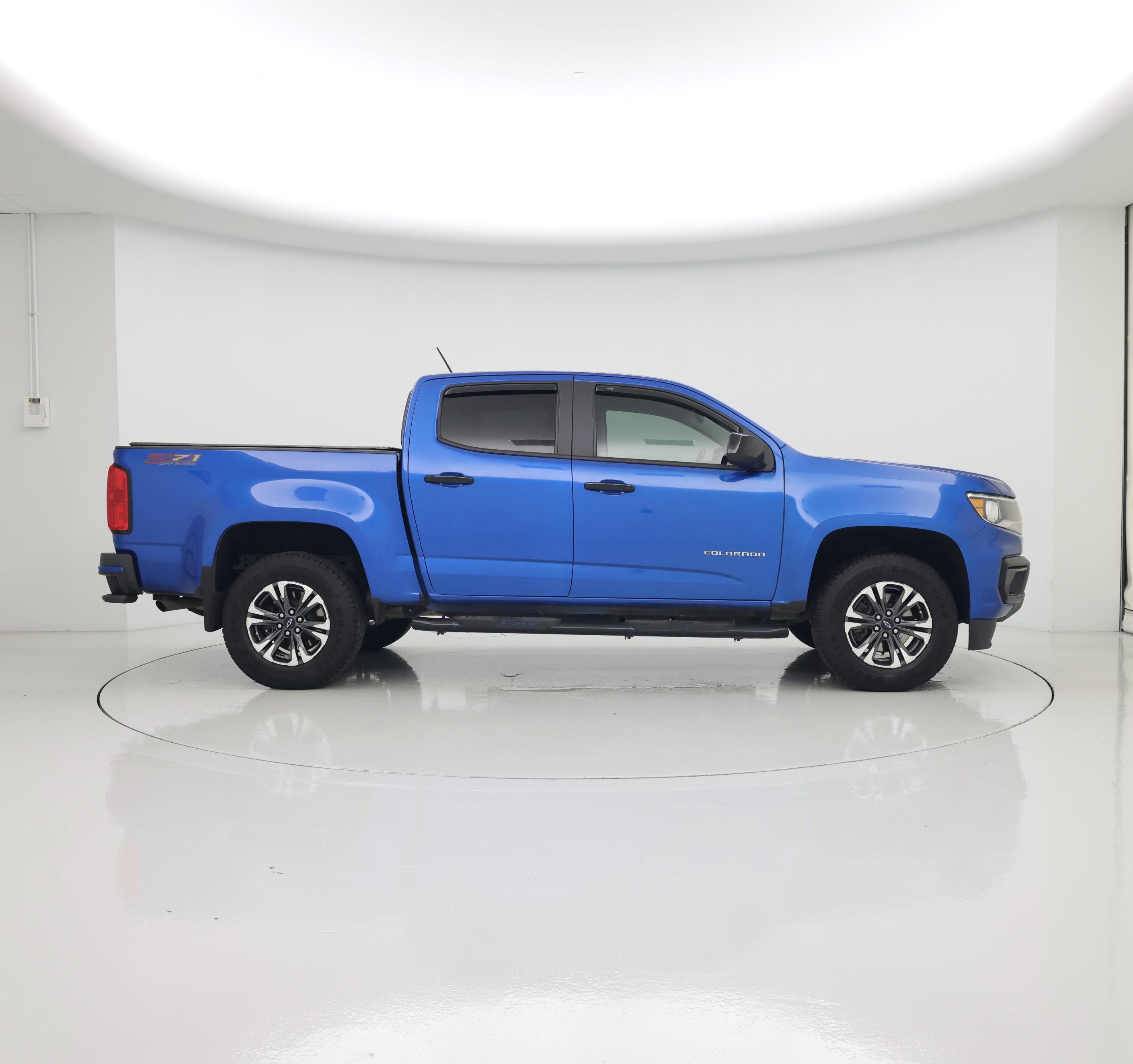 Thumbnail: 2022 Chevrolet Colorado - 7