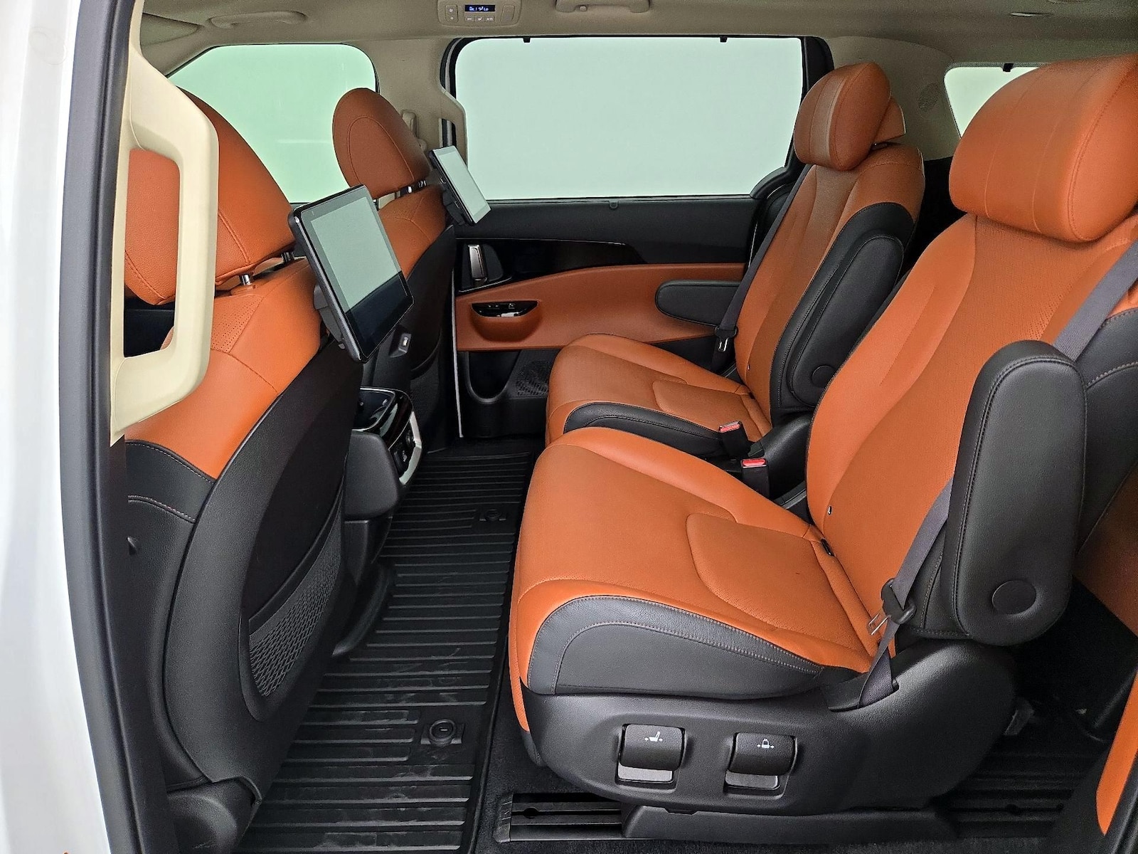2022 Kia Carnival SX Prestige - Photo 22