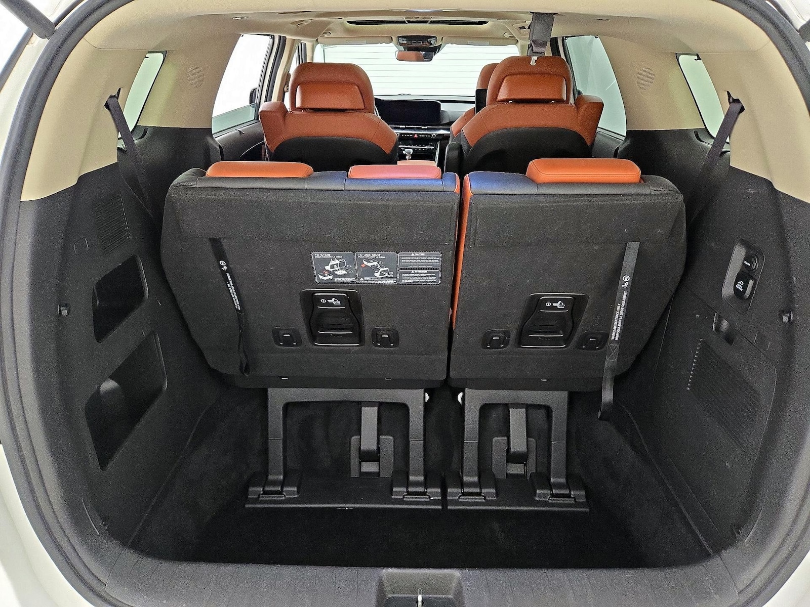 2022 Kia Carnival SX Prestige - Photo 24