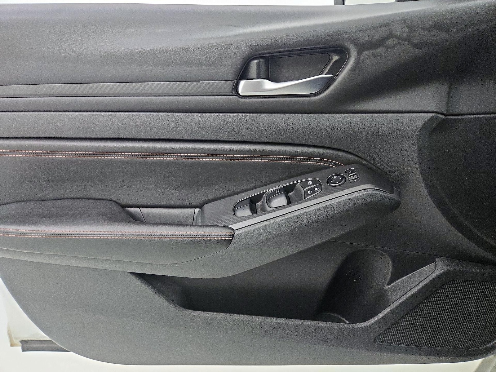 2022 Nissan Altima SR - Photo 13