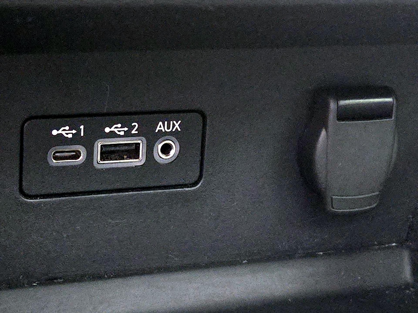 2022 Nissan Altima SR - Photo 19