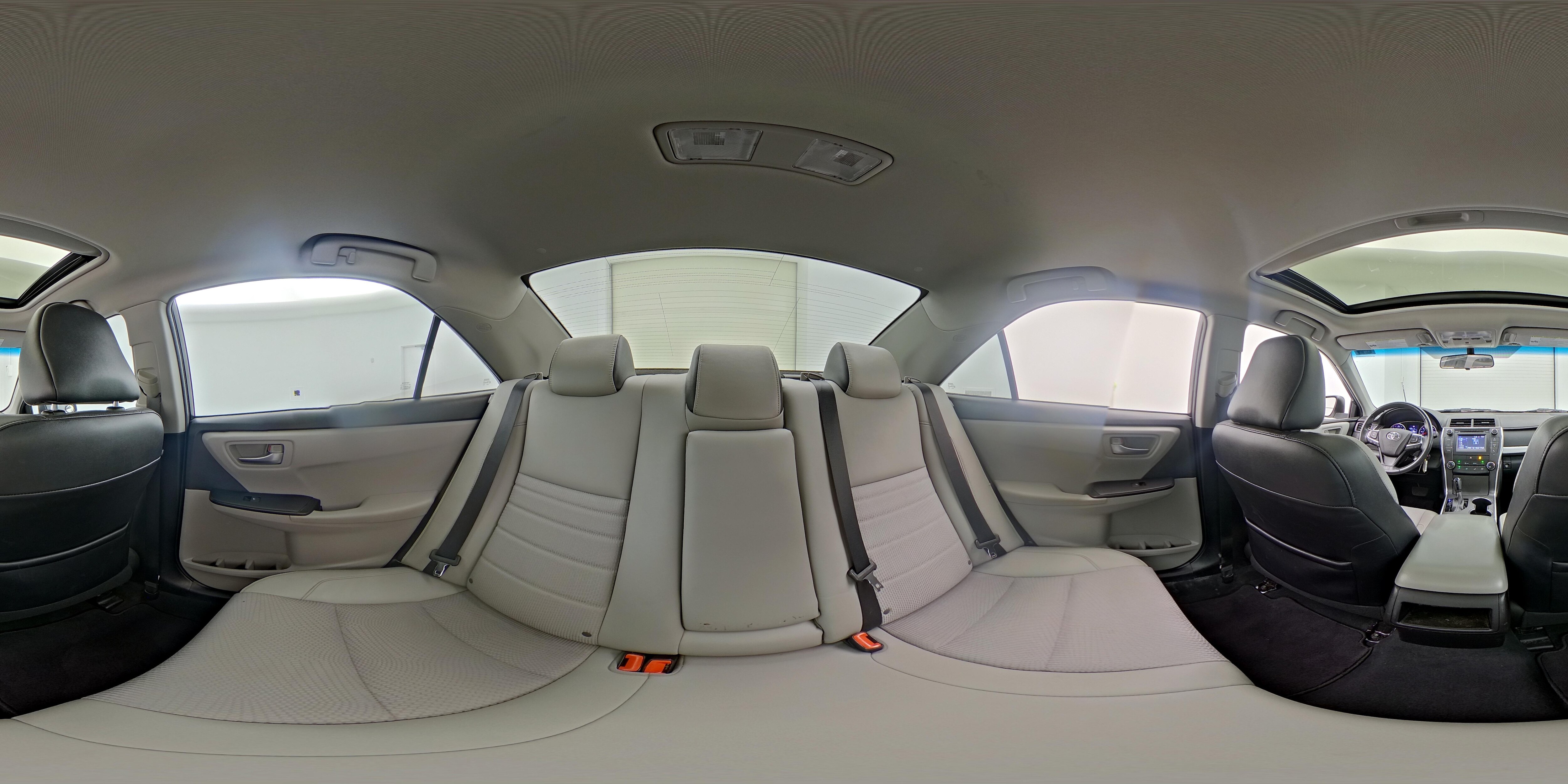 2017 Toyota Camry SE - Photo 27