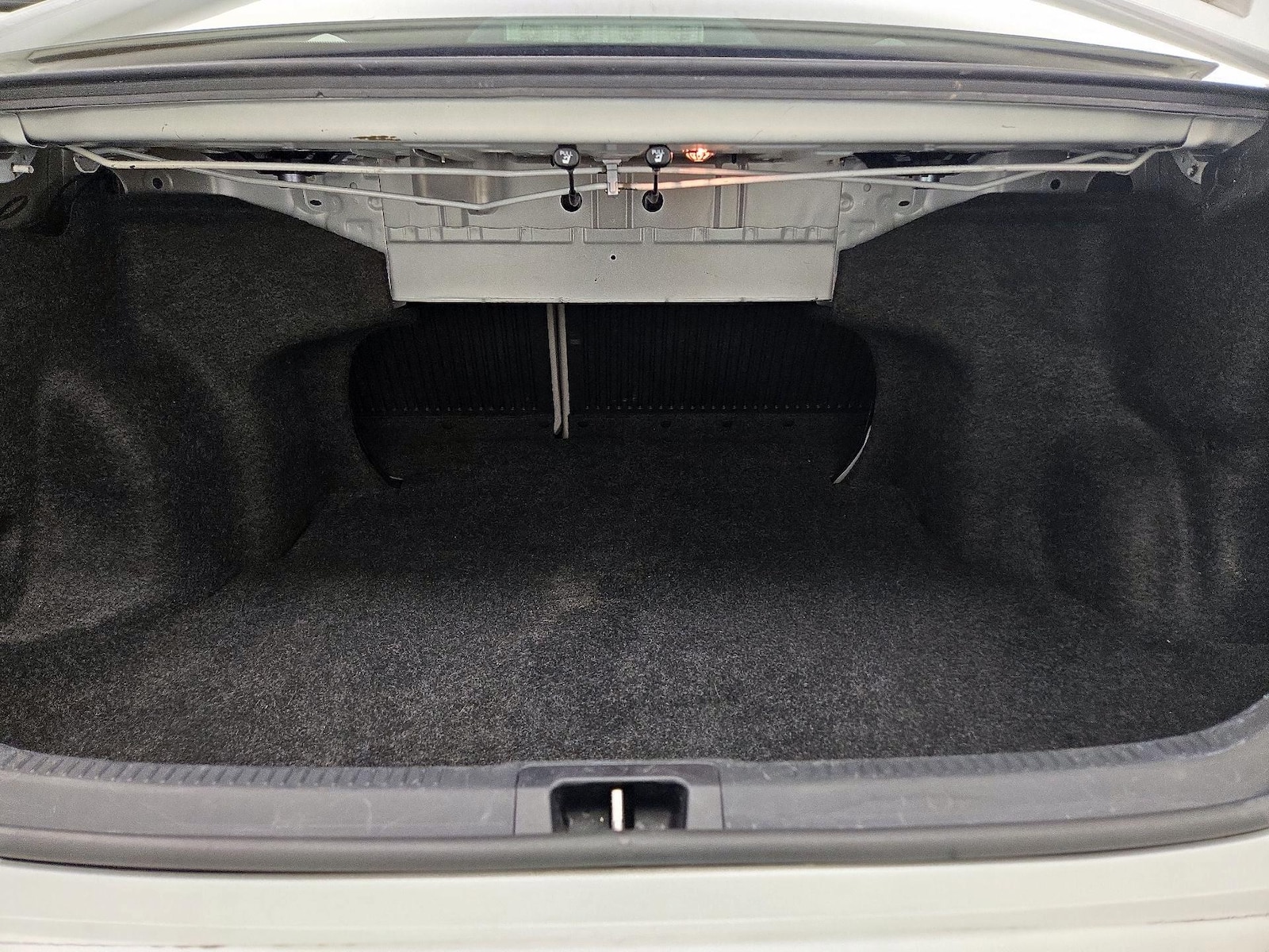 2017 Toyota Camry SE - Photo 22