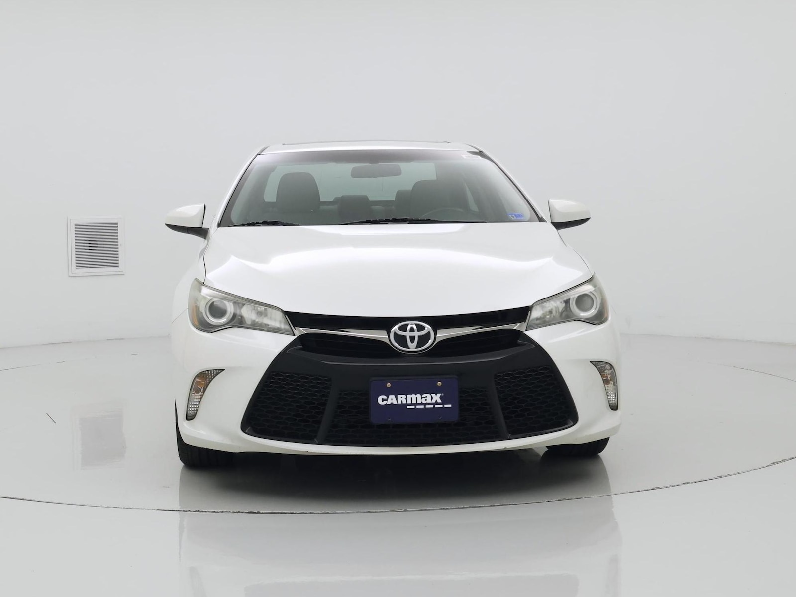 2017 Toyota Camry SE - Photo 6