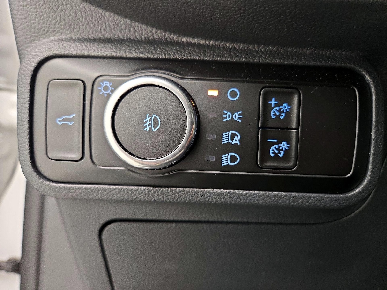 2025 Ford Explorer Platinum - Photo 14