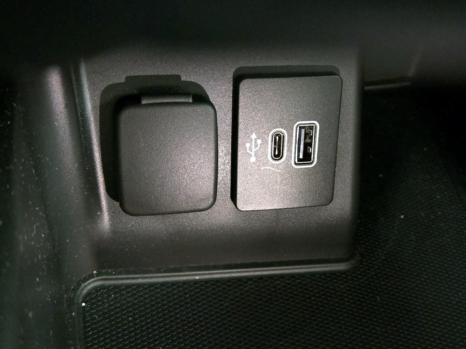 2025 Ford Explorer Platinum - Photo 20