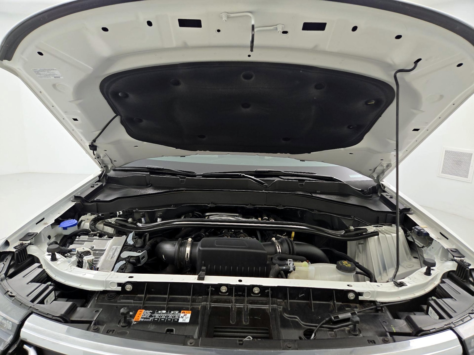 2025 Ford Explorer Platinum - Photo 25