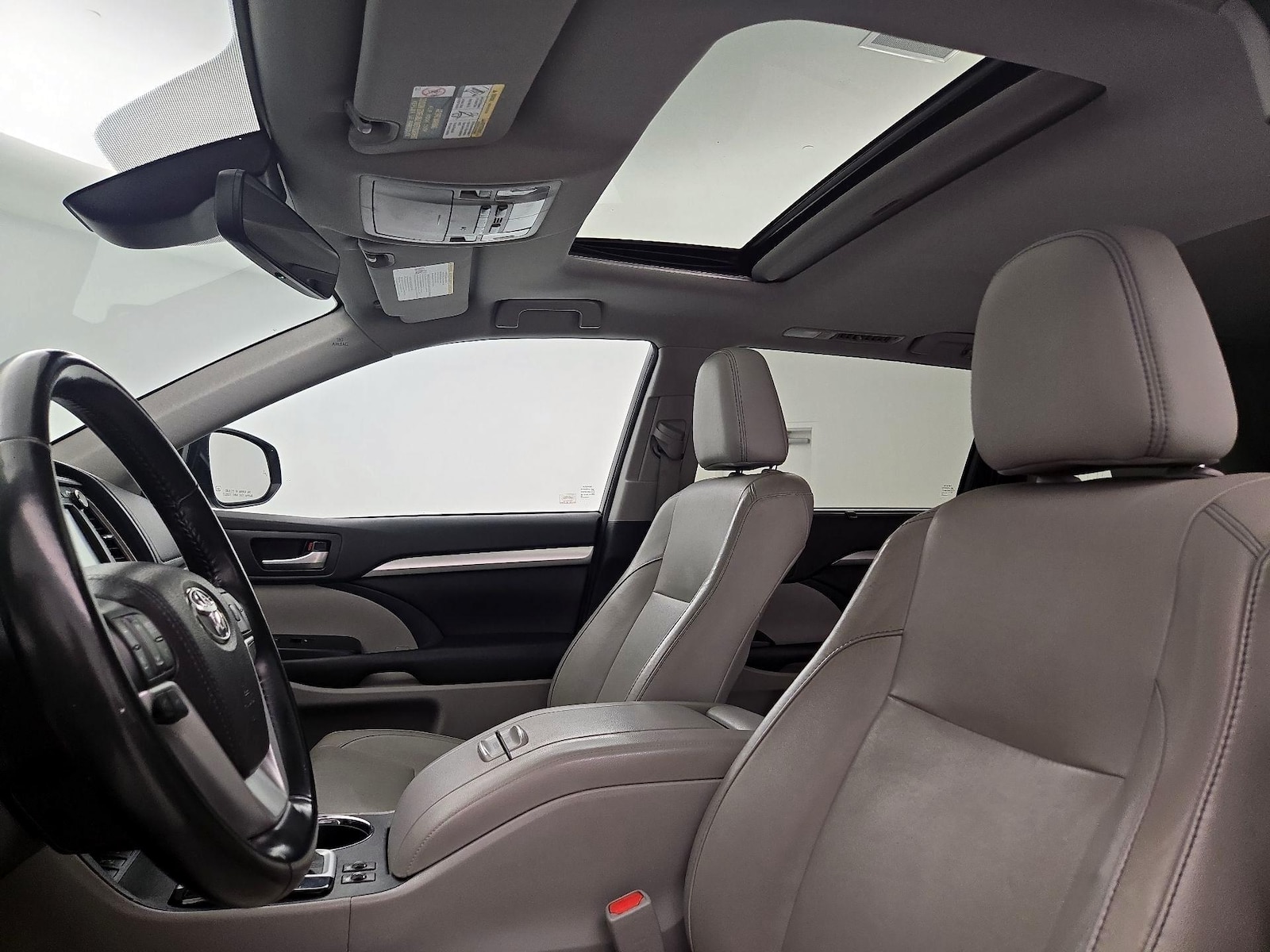 Sunroof(s) & Overhead Airbags