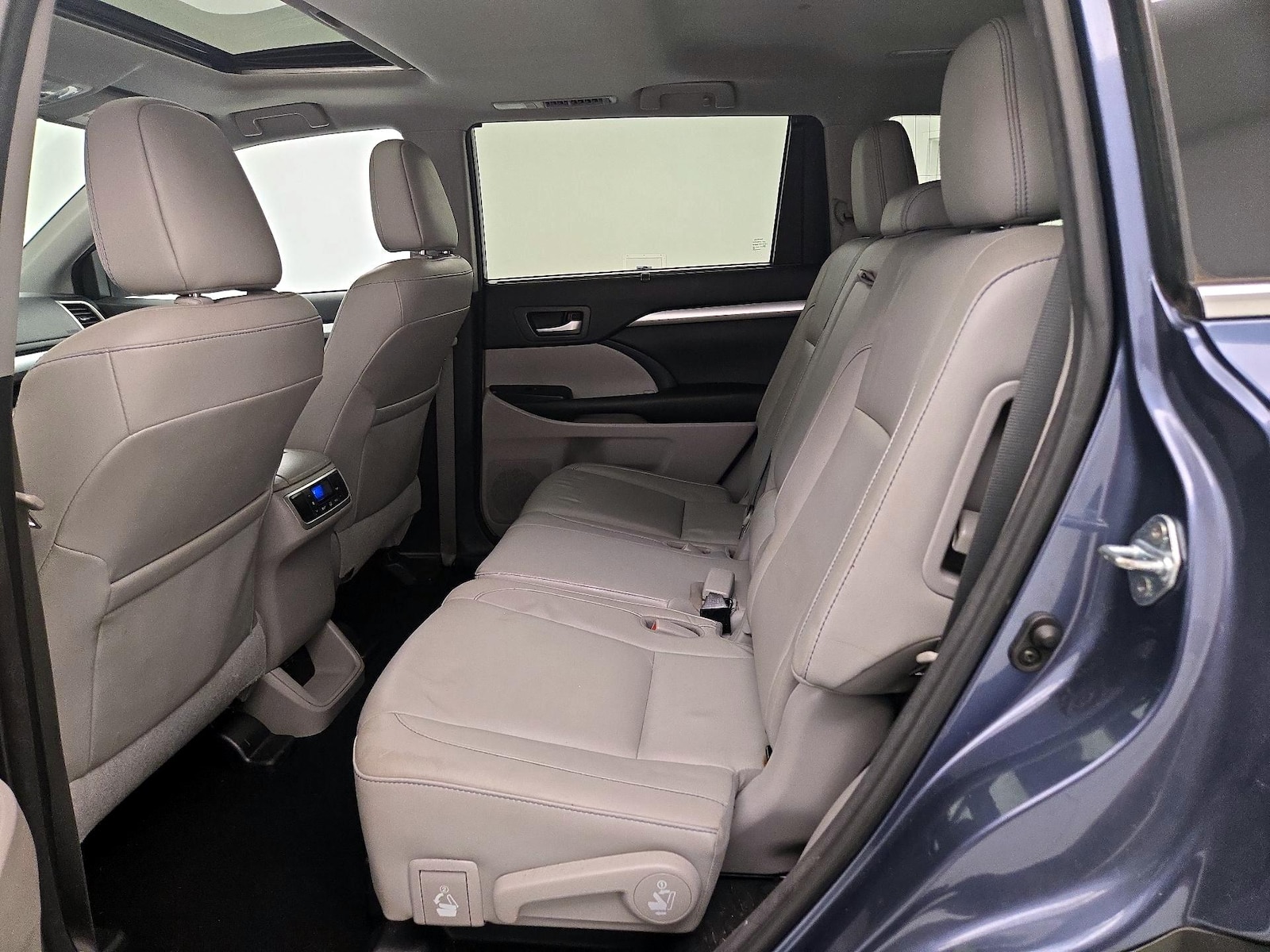 Rear Air Conditioning