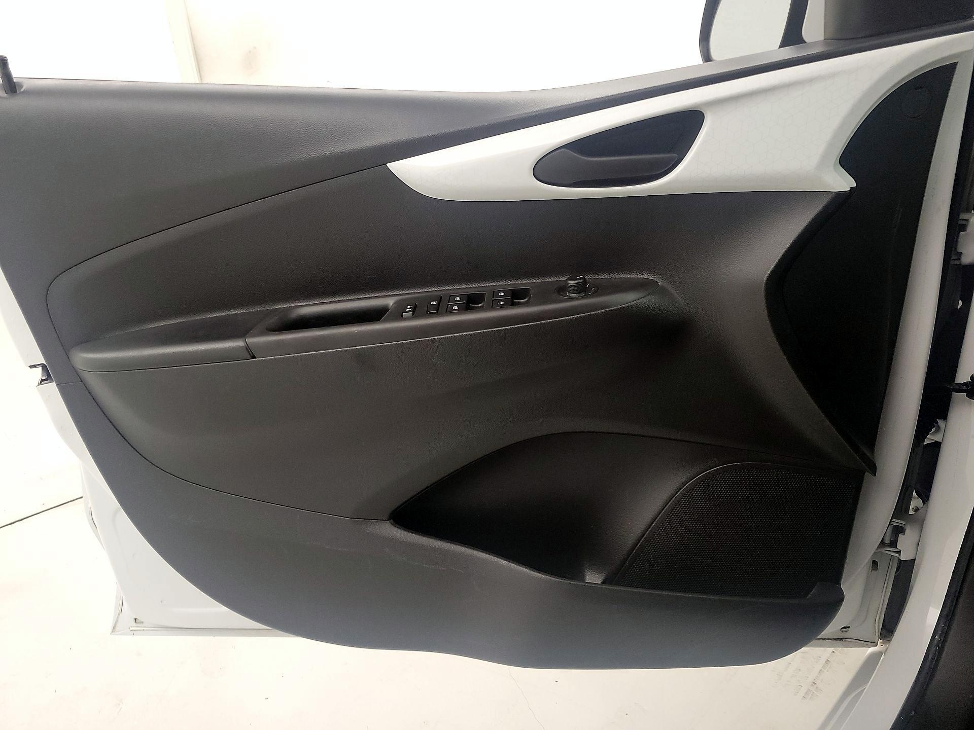 Thumbnail: 2017 Chevrolet Spark - 12