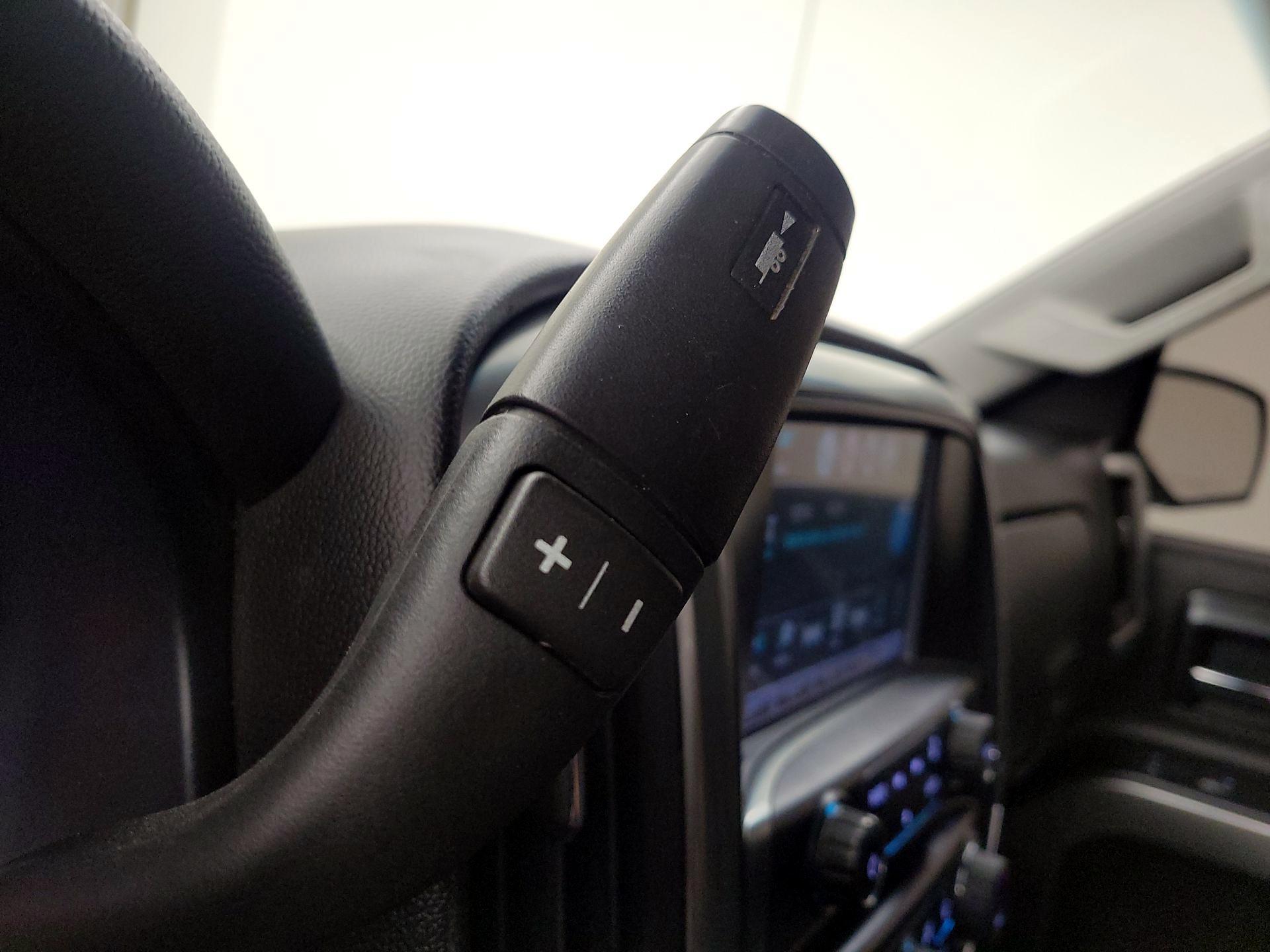 Thumbnail: 2017 Chevrolet Silverado 1500 - 16