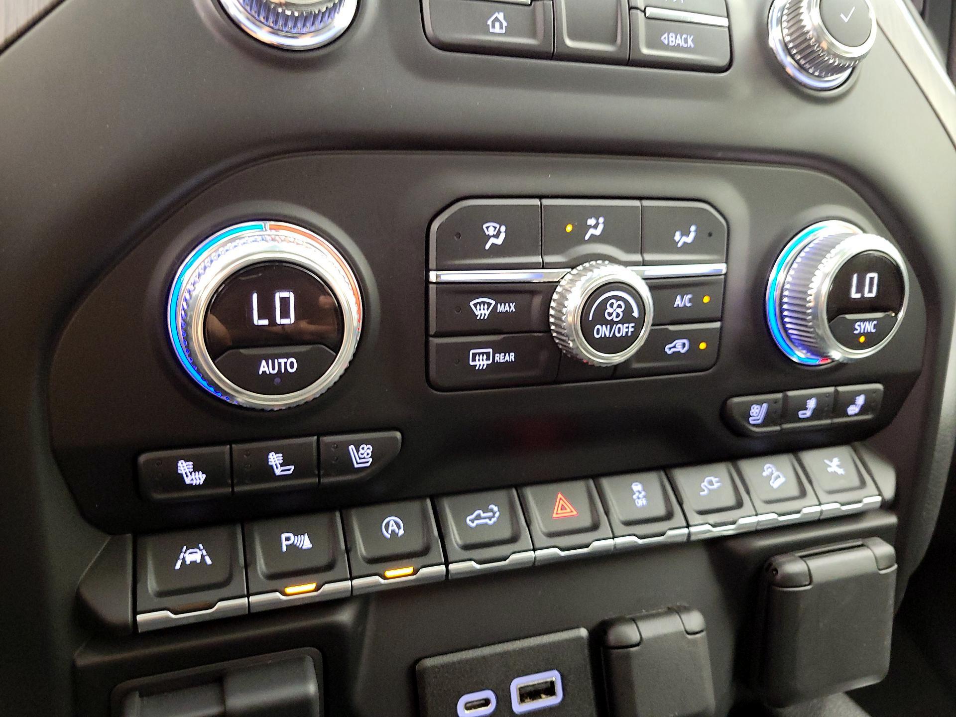 Thumbnail: 2019 GMC Sierra 1500 - 17