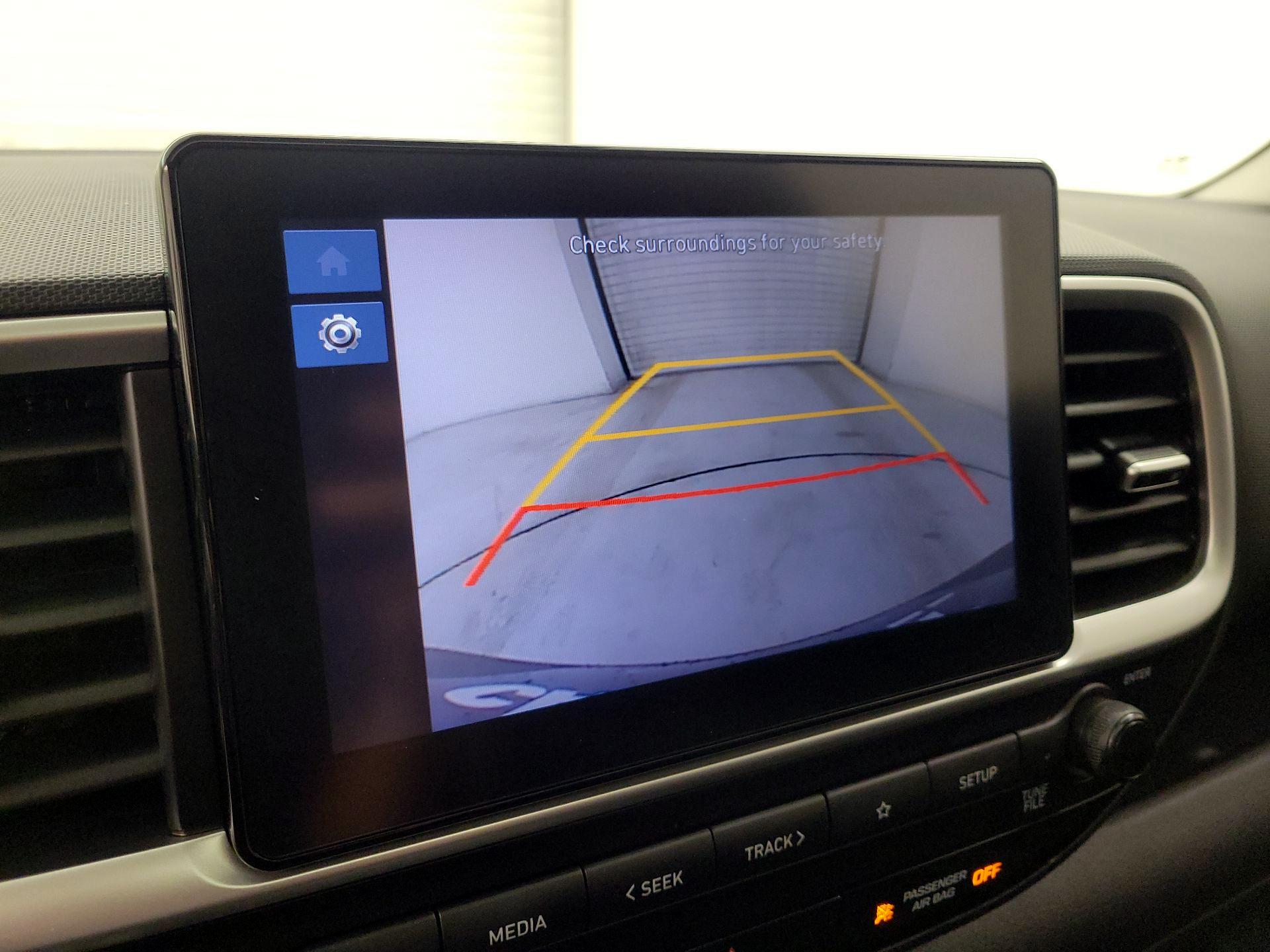 Thumbnail: 2023 Hyundai Venue - 14