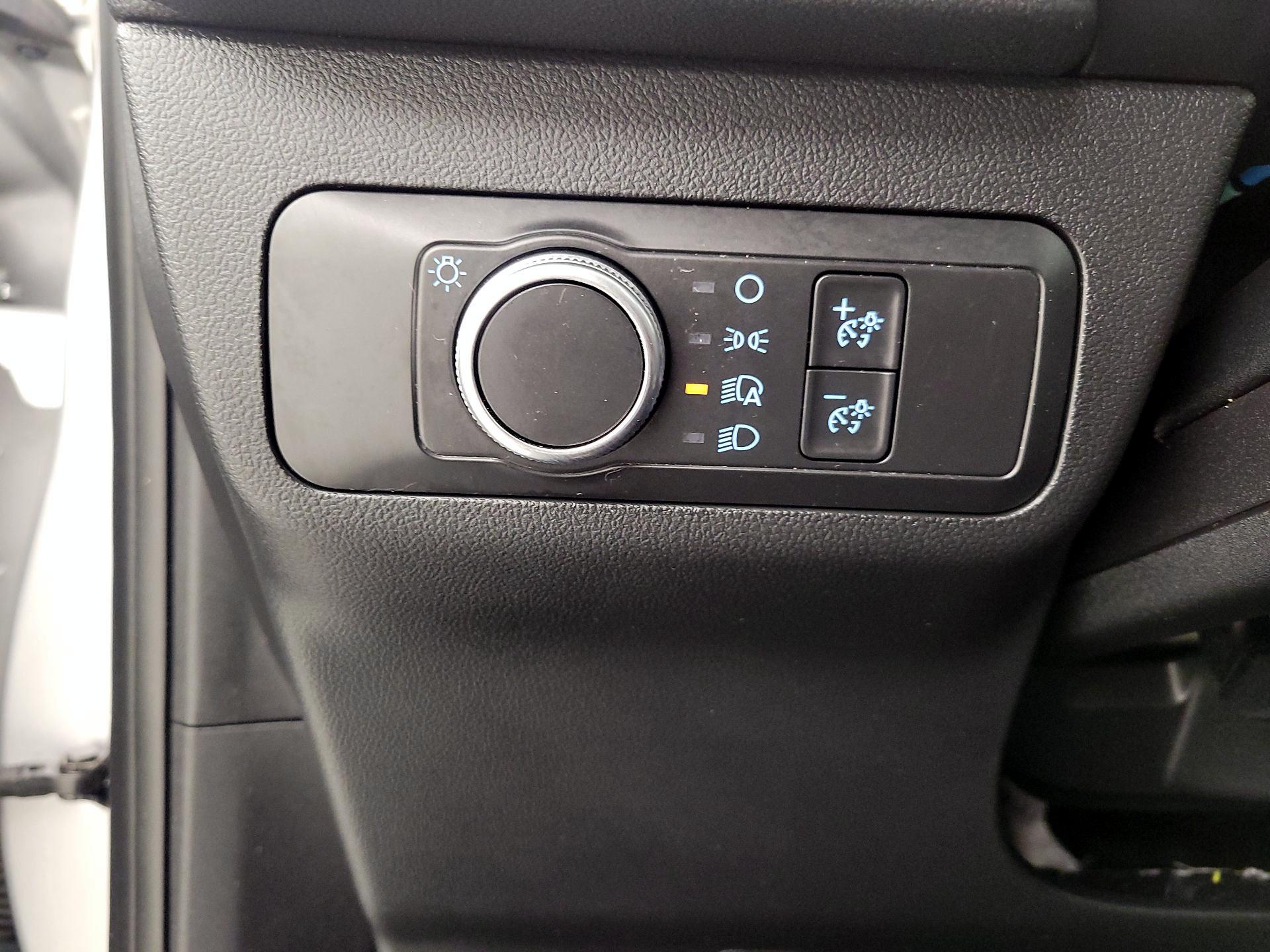 Thumbnail: 2020 Ford Escape - 13