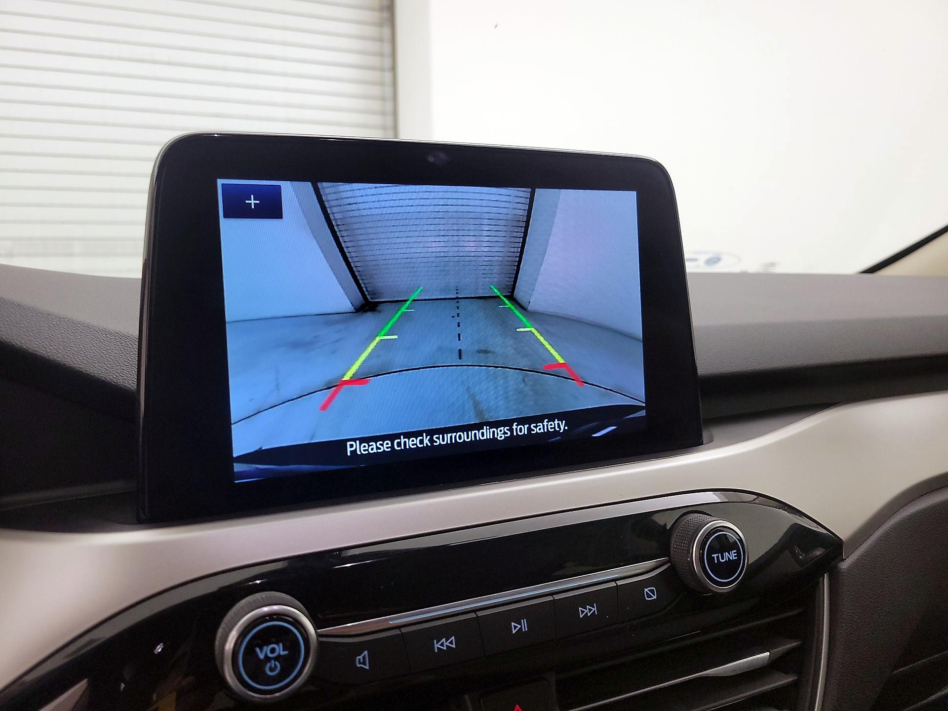 Thumbnail: 2020 Ford Escape - 14