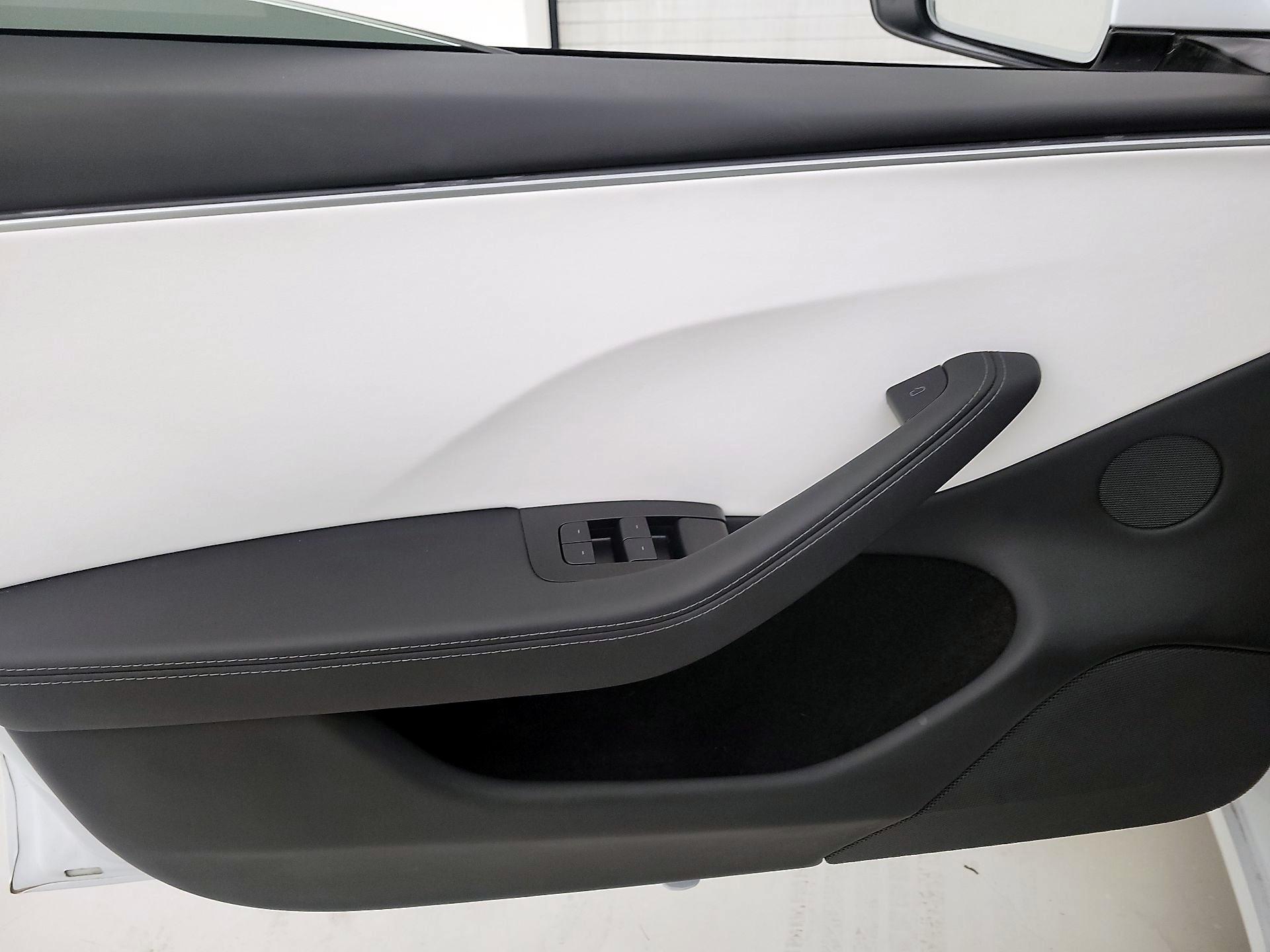 Thumbnail: 2024 Tesla Model 3 - 12