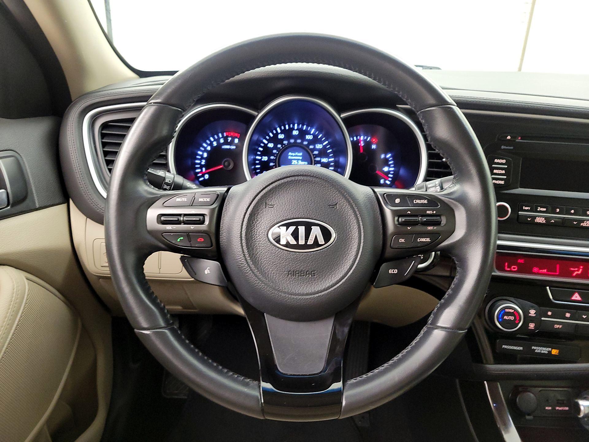 Thumbnail: 2015 Kia Optima - 10